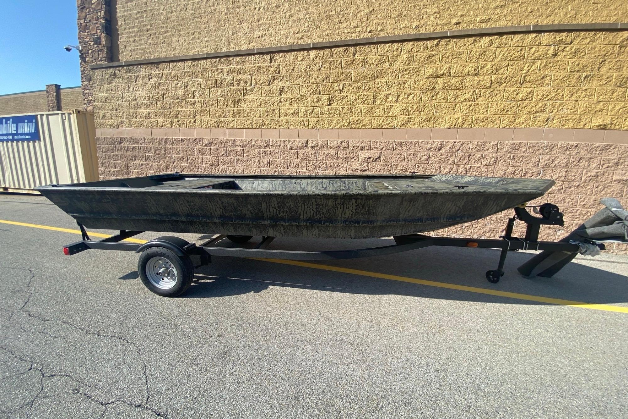 2026 Tracker Grizzly 1648 Utility