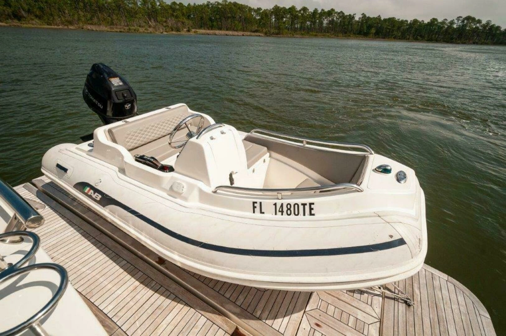 2018 Sea Ray L550 Flybridge - Image 47