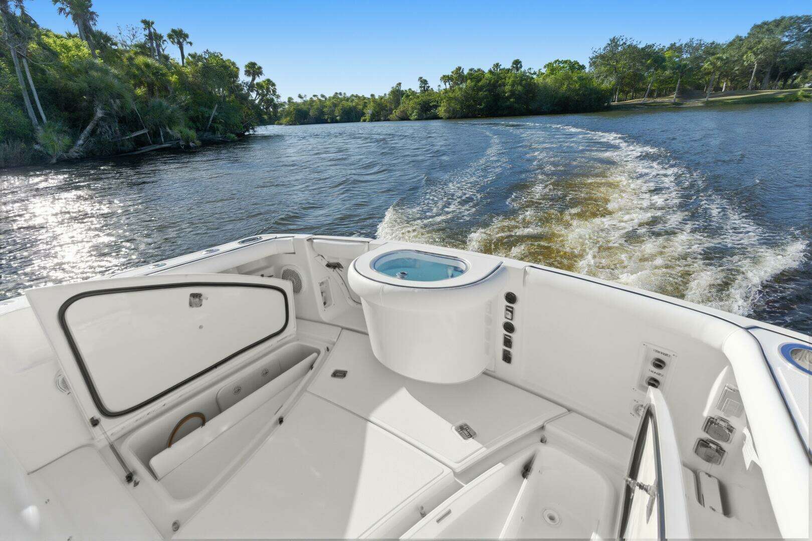 2011 Tiara Yachts 3100 Open - Image 14