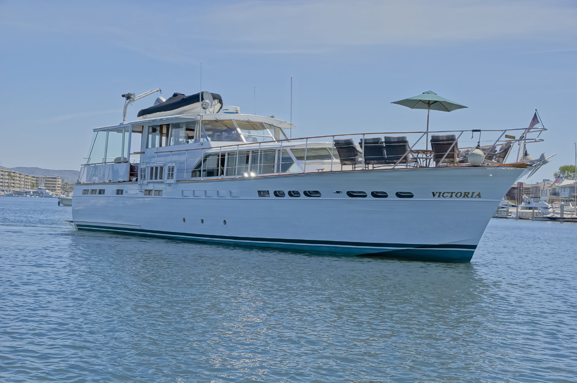 1964 Chris-Craft 66 Constellation