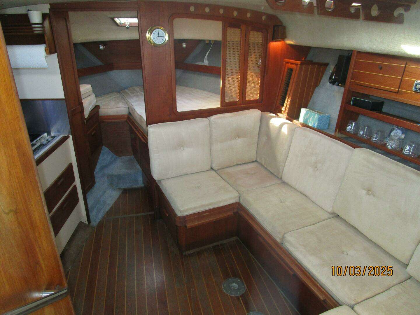 1985 Pursuit 3100 Open - Image 29