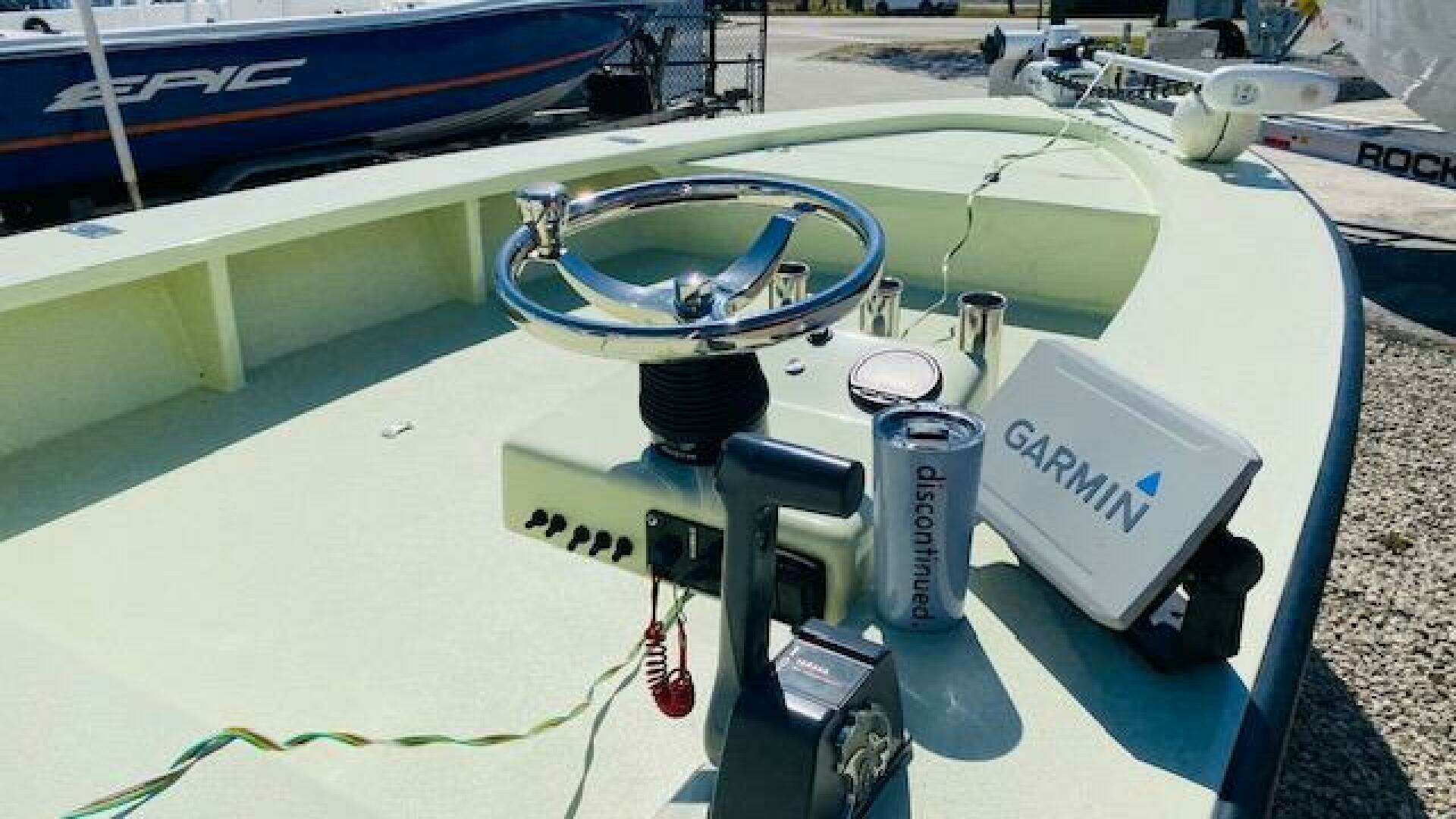 1983 Maverick 18 Flats Boat - Image 8