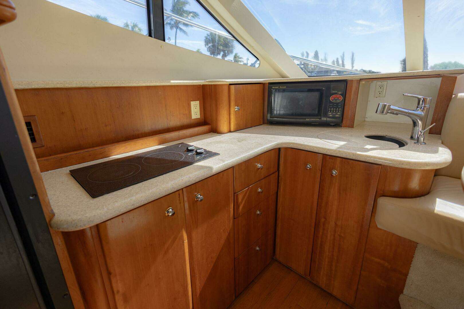 2001 Silverton Sport Bridge - Image 26
