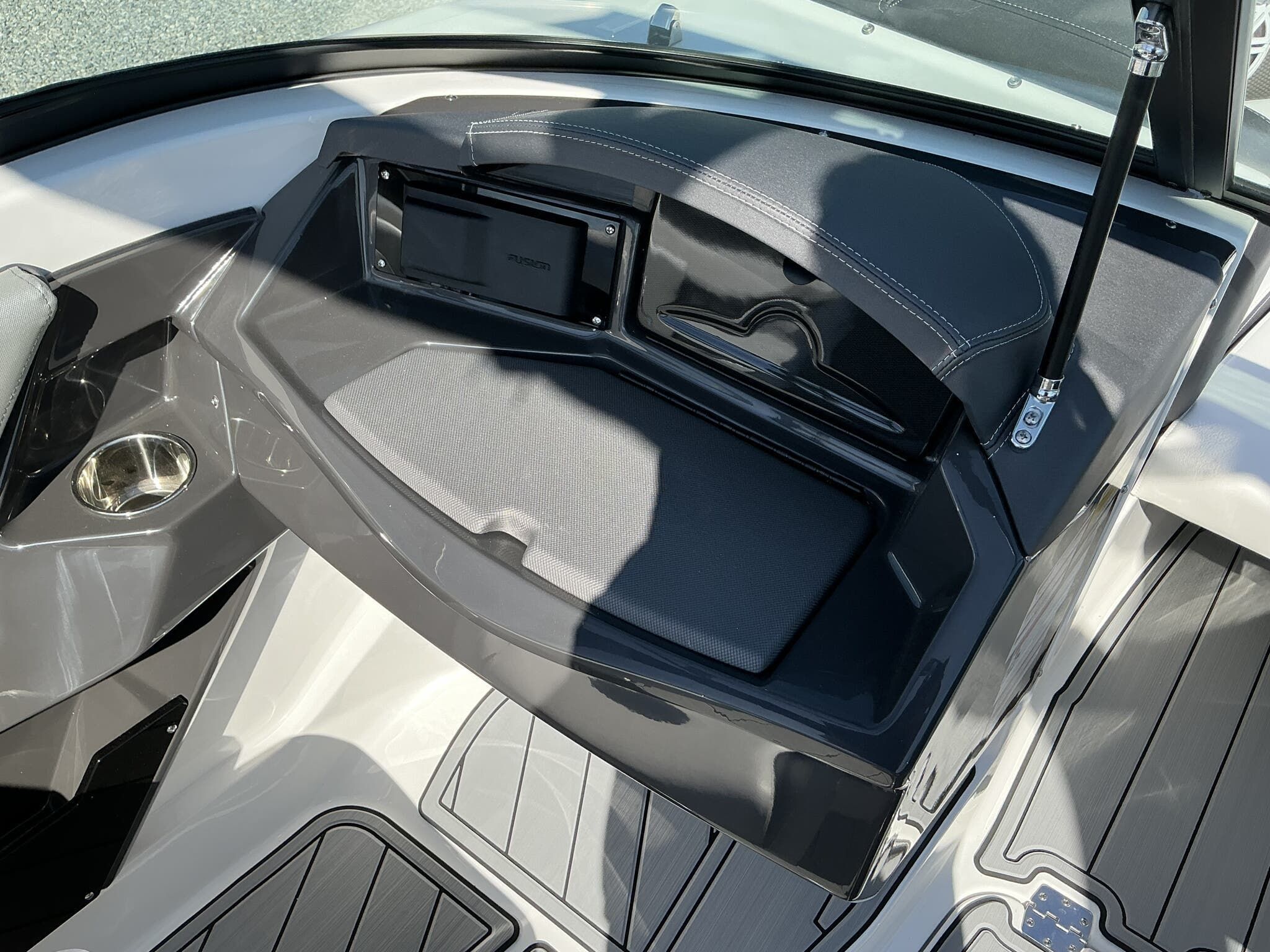 2025 Monterey 215SS Super Sport - 9