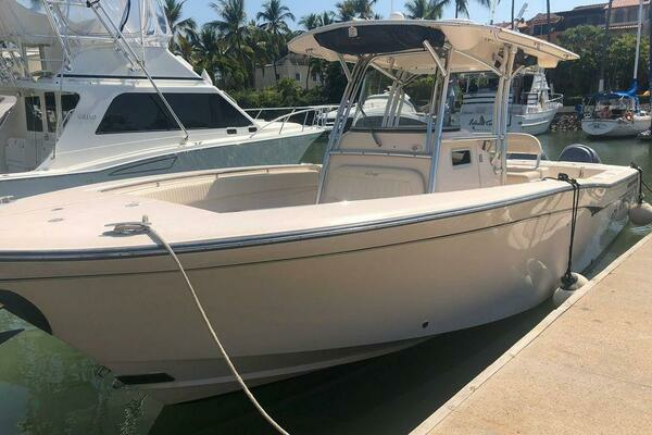 2006 Grady-White 306 Bimini