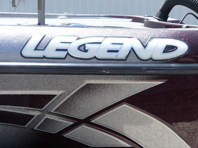 2017 Legend Alpha 211R - 22