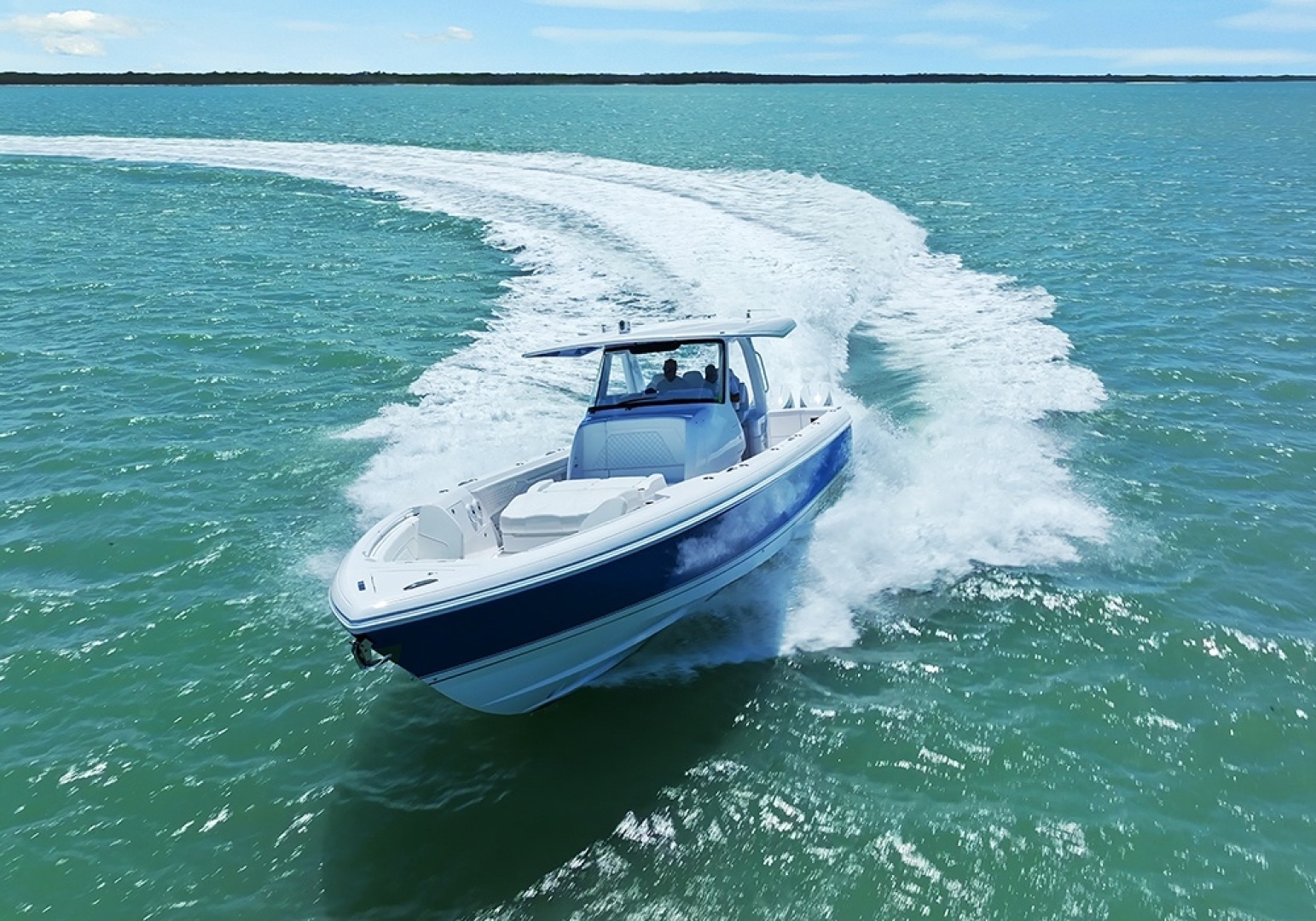 2022 Intrepid 427 Nomad FE - Image 3