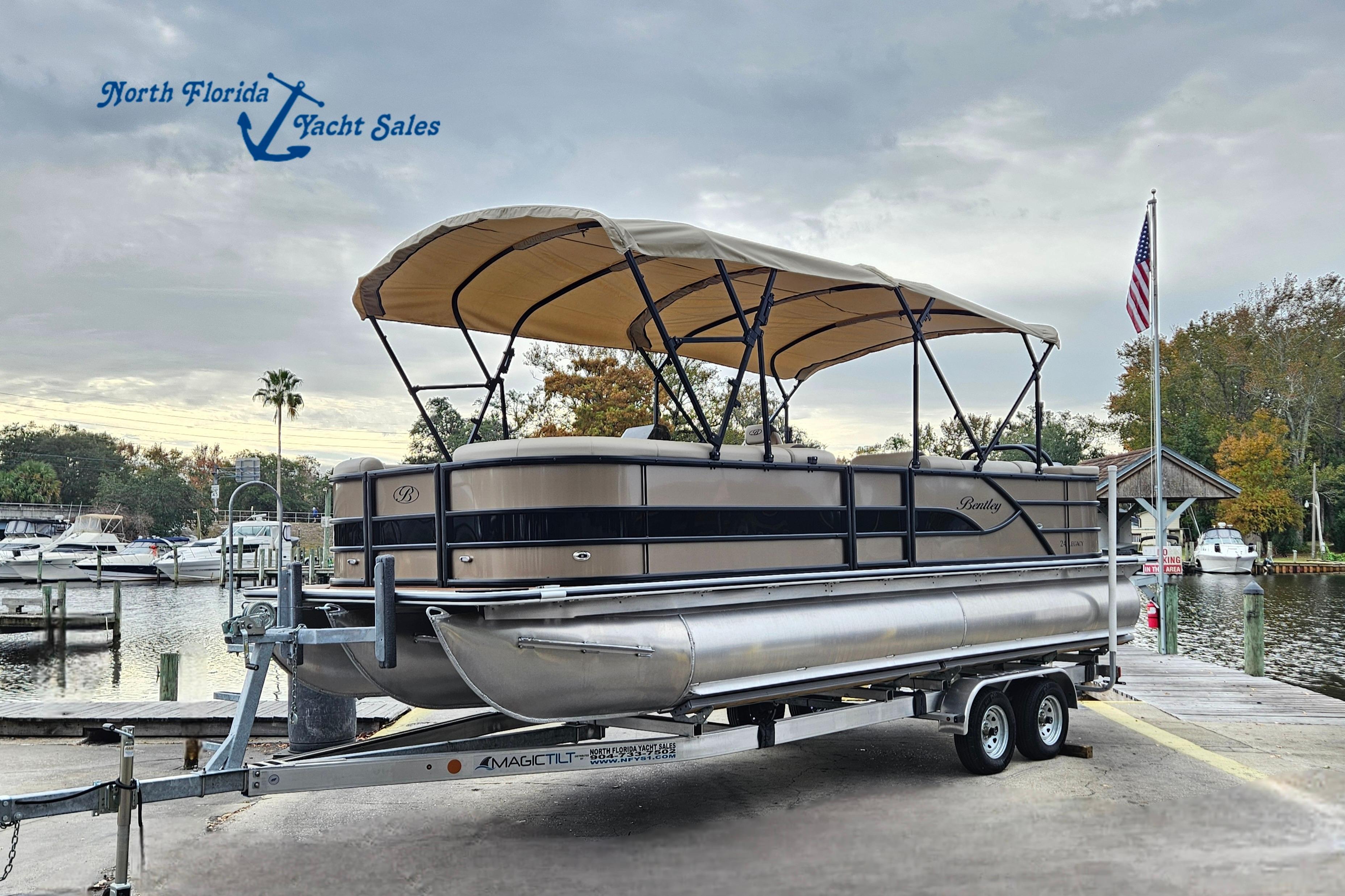 2026 Bentley Pontoons Legacy 243 Cruise