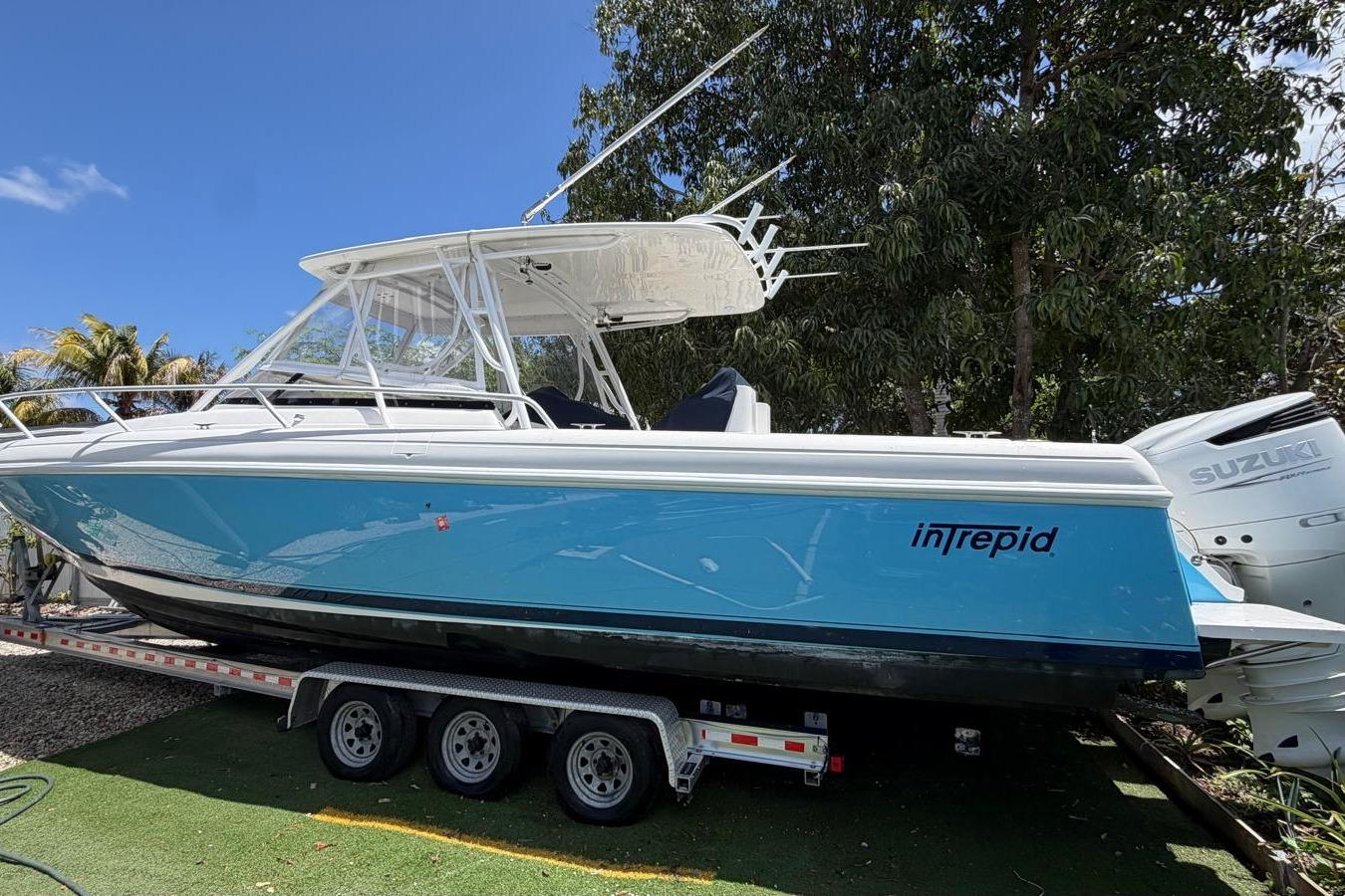 2006 Intrepid 348 Walkaround