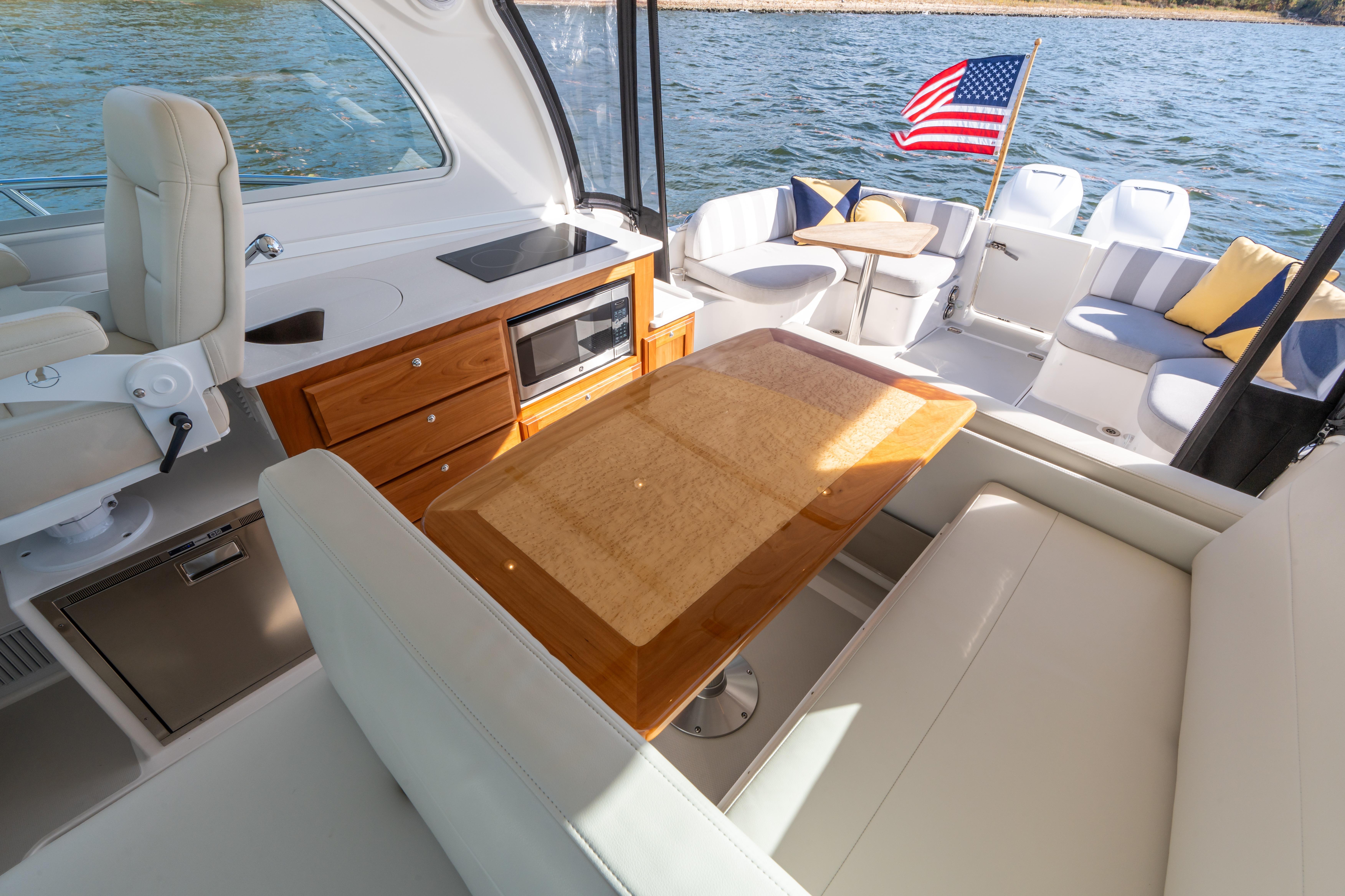 2023 Back Cove 34O - 23