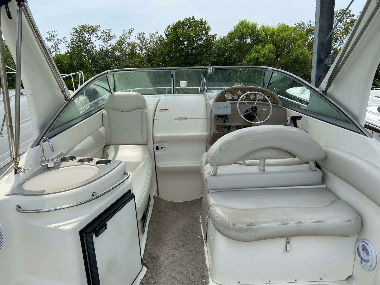 2006 Larson 274 Cabrio - Image 6