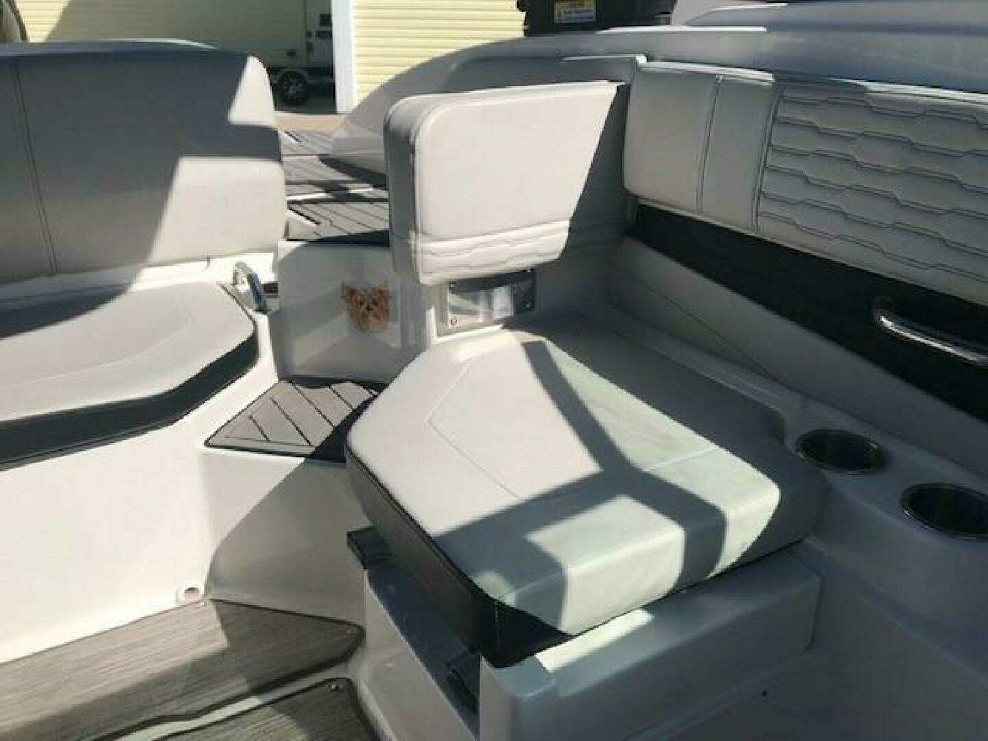 2022 Sea Ray SPX 190 OB - Image 21