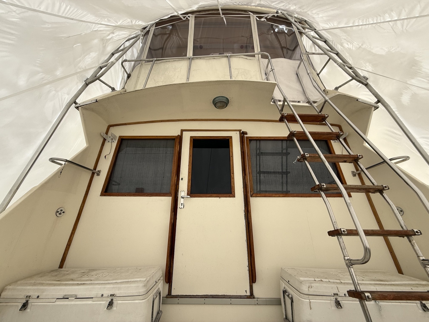 1979 Hatteras — - Image 12