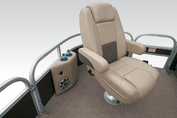 2023 Sun Tracker SportFish 20 DLX - 25