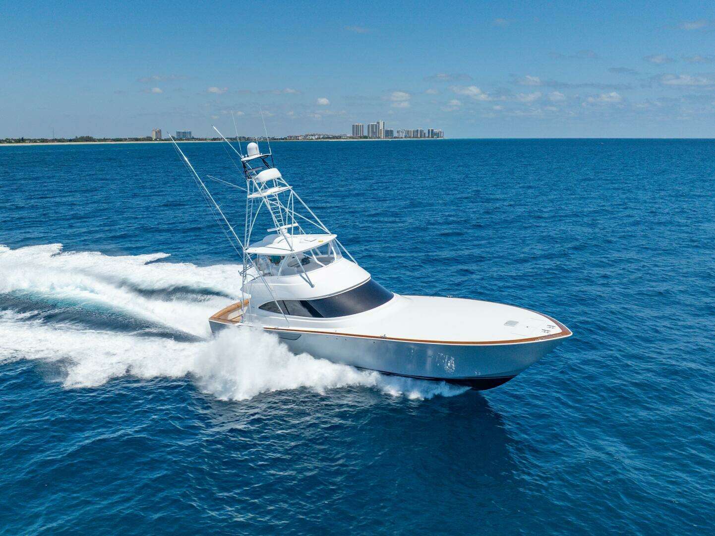 2026 Viking 74 Convertible - Image 11