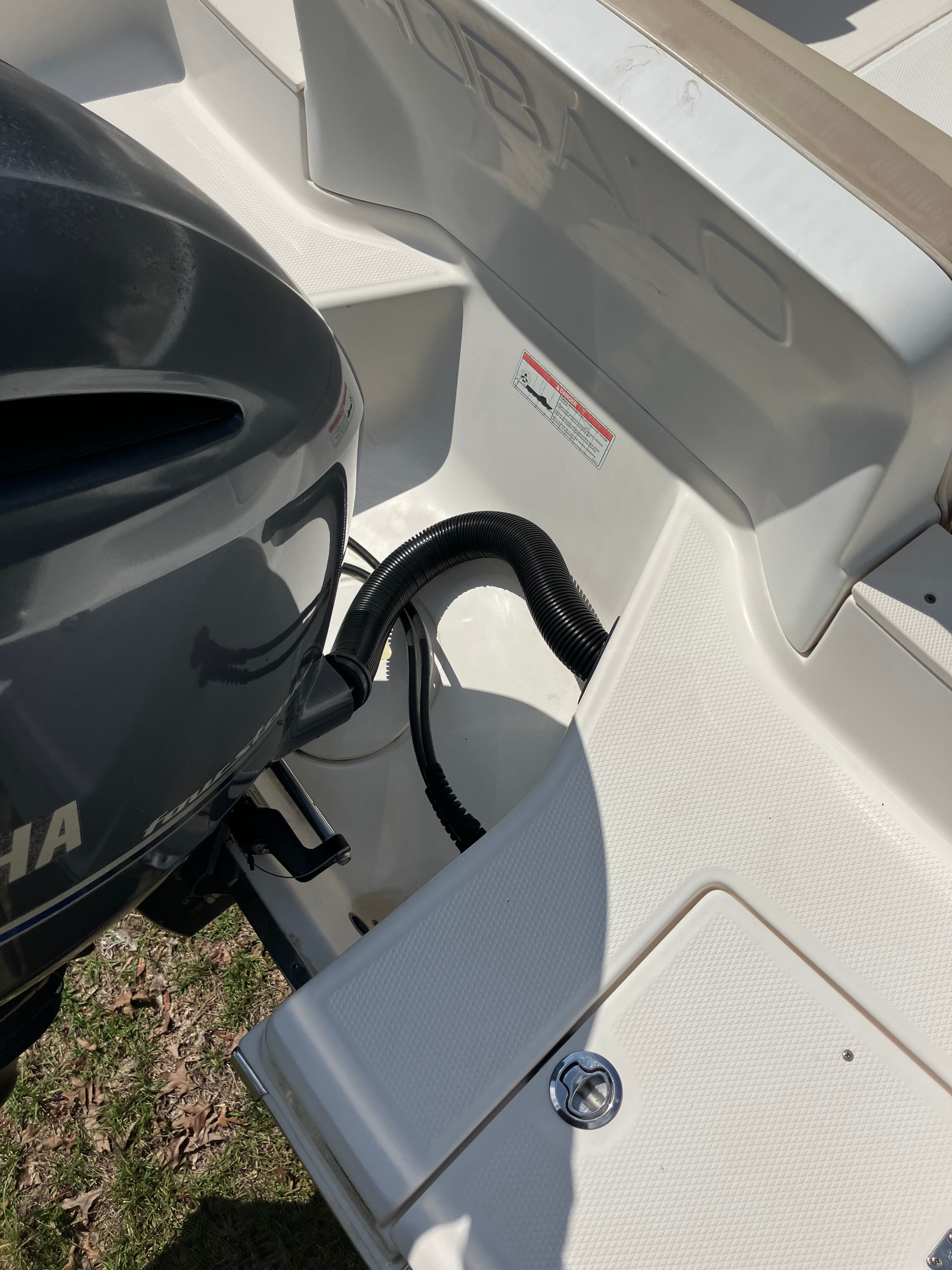 2017 Robalo R207 Dual Console - 11