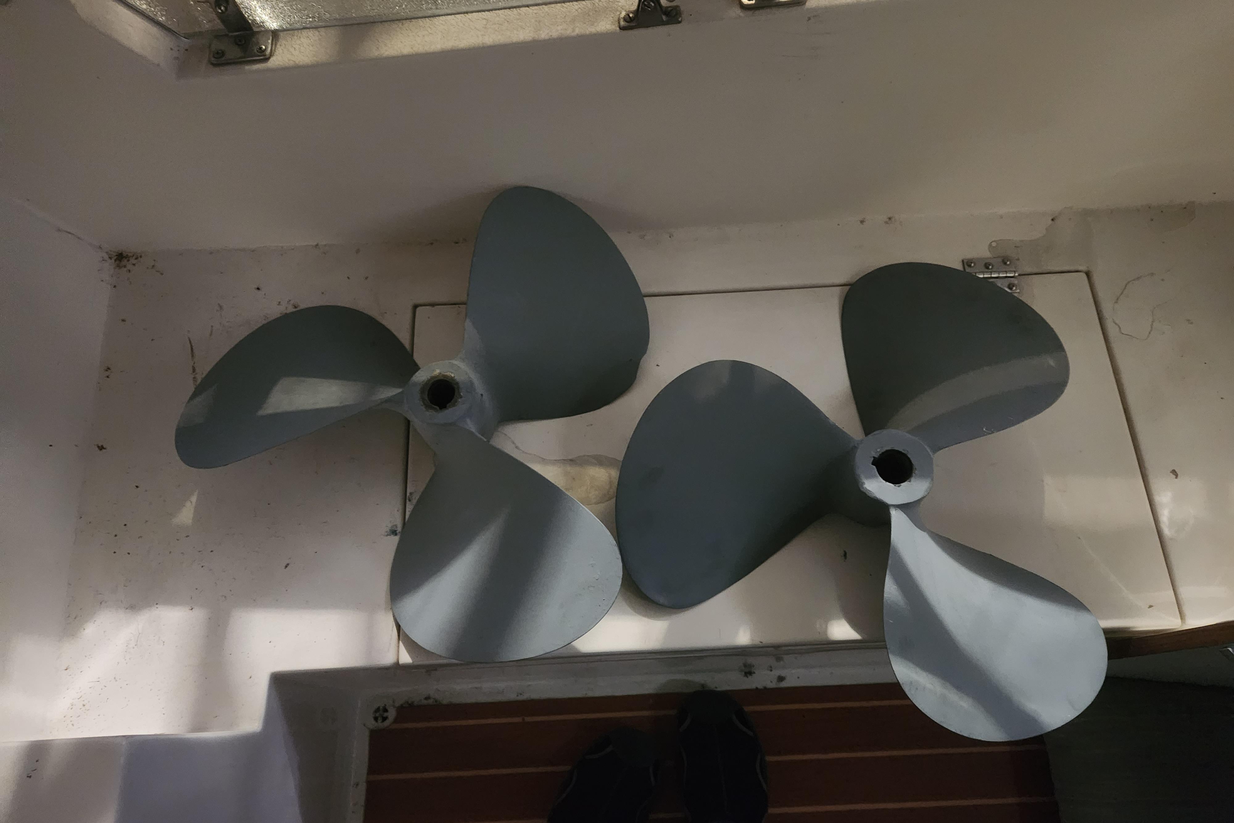 Two boat propellers on a Hyatt Double Cabin Motoryacht, 1989 model.