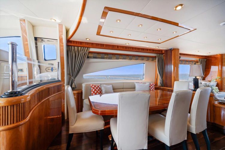 2005 Sunseeker 82 Yacht - Image 14