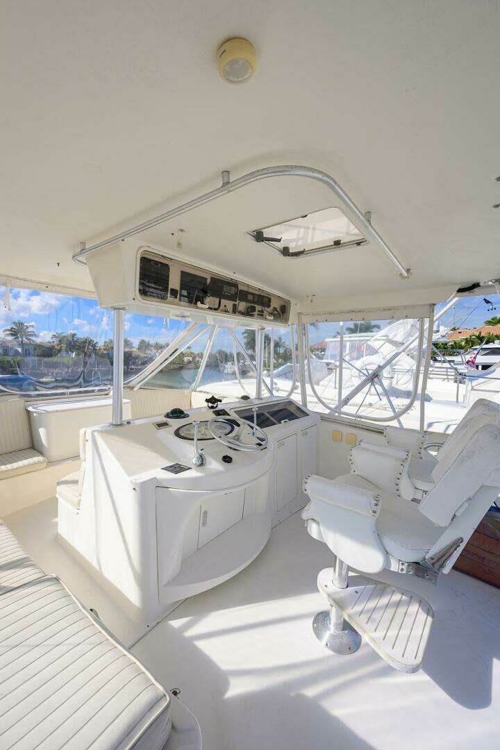 2001 Ocean Yachts 56 Super Sport - Image 22