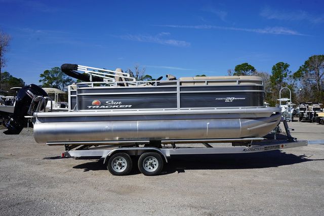2025 Sun Tracker 20 Party Barge