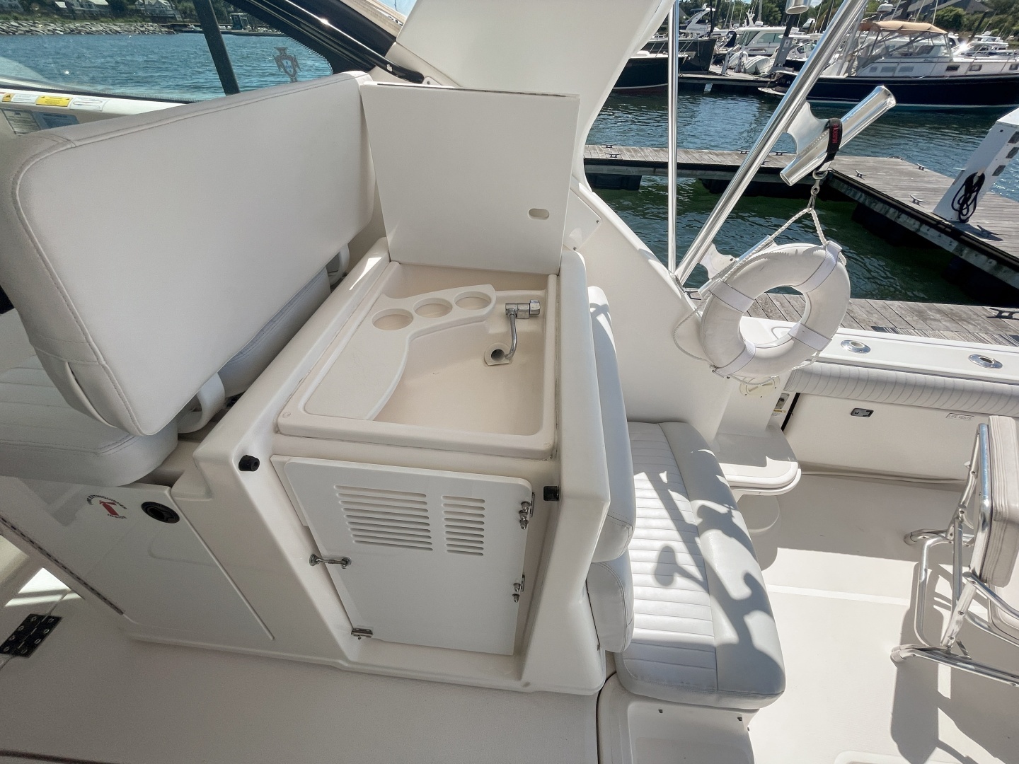 2004 Tiara Yachts 3800 Open - Image 19