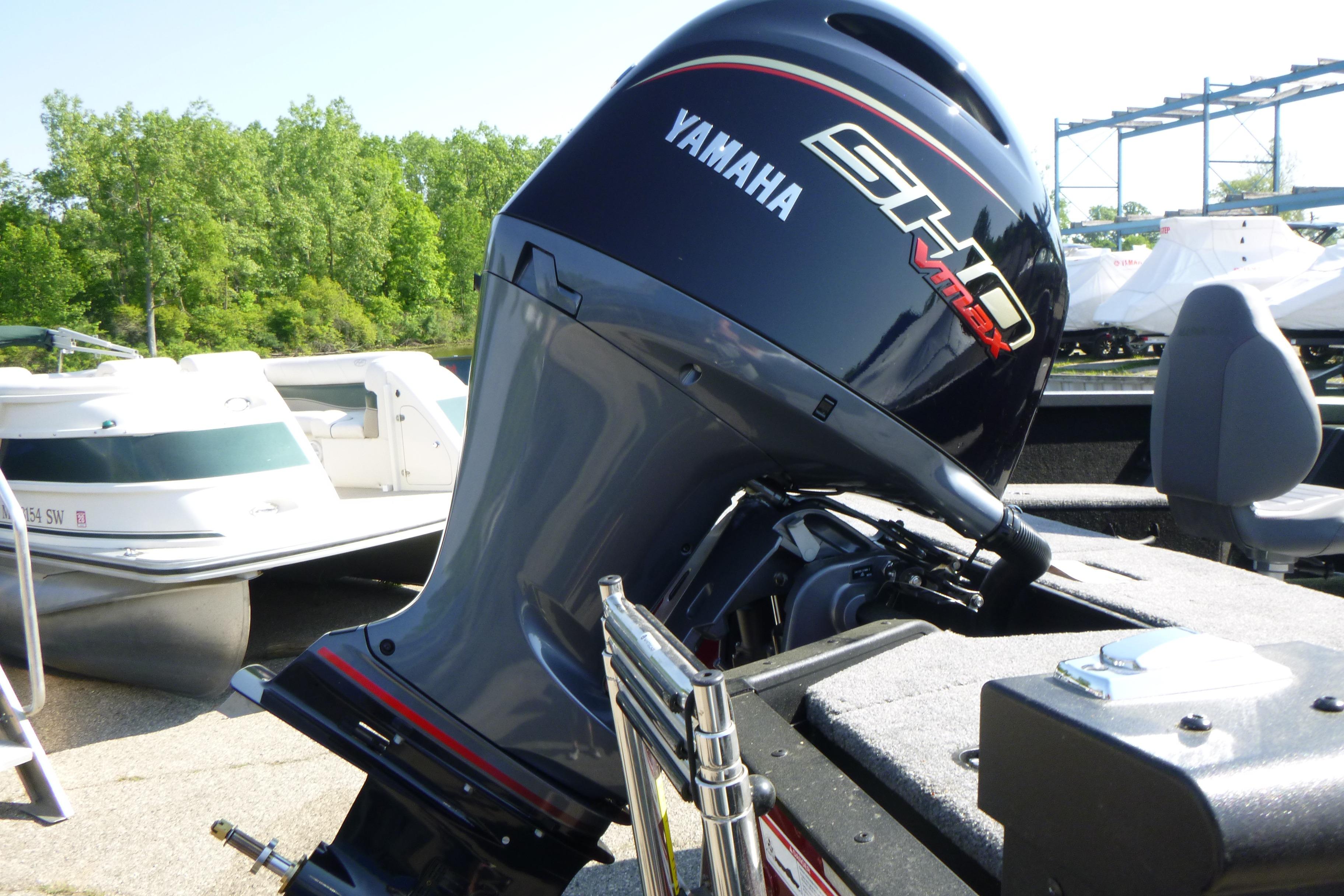 2024 Alumacraft Competitor 185X Sport with Yamaha SHO VMAX outboard motor.