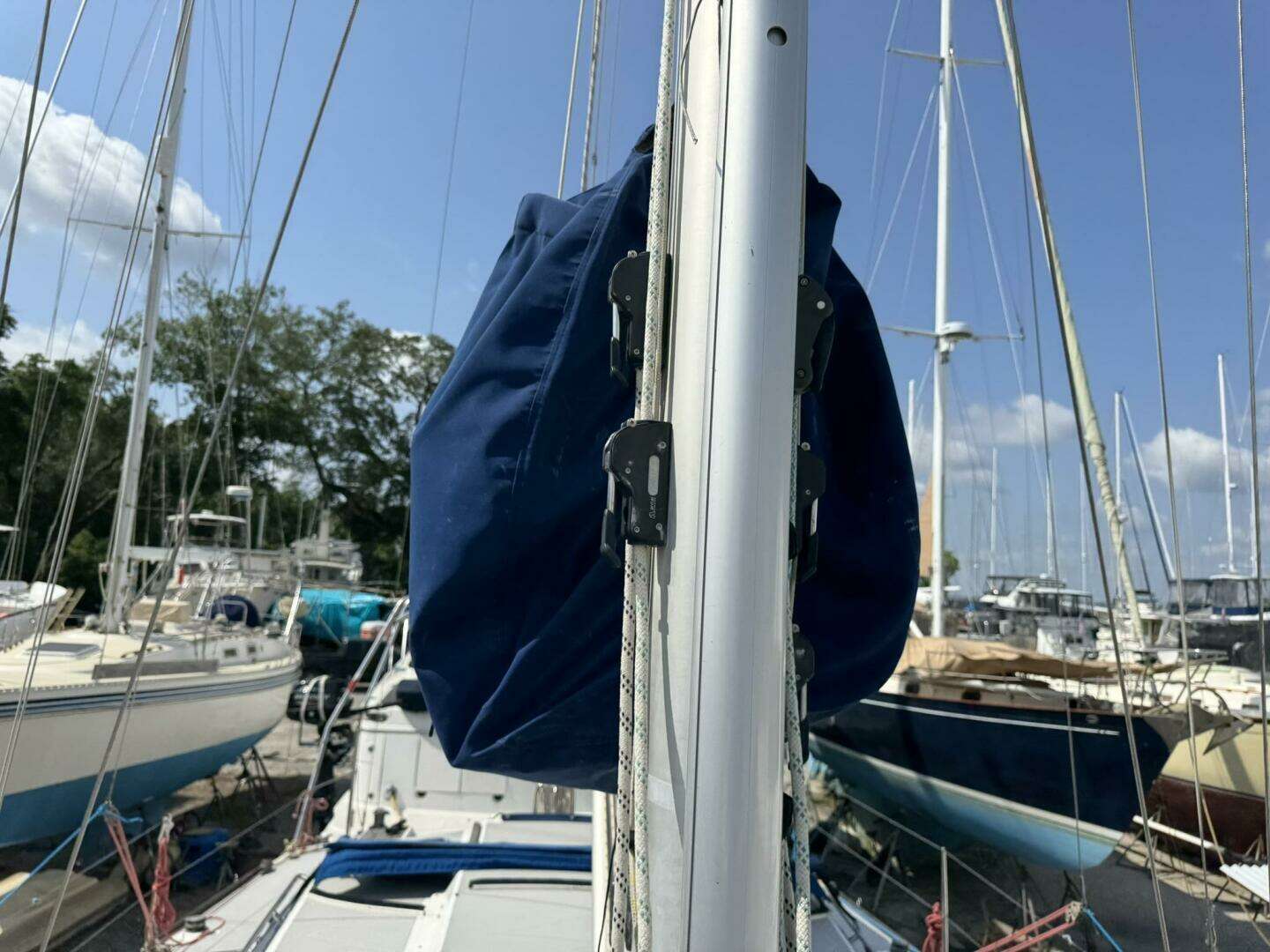 2009 RM Yachts RM1050 - Image 61