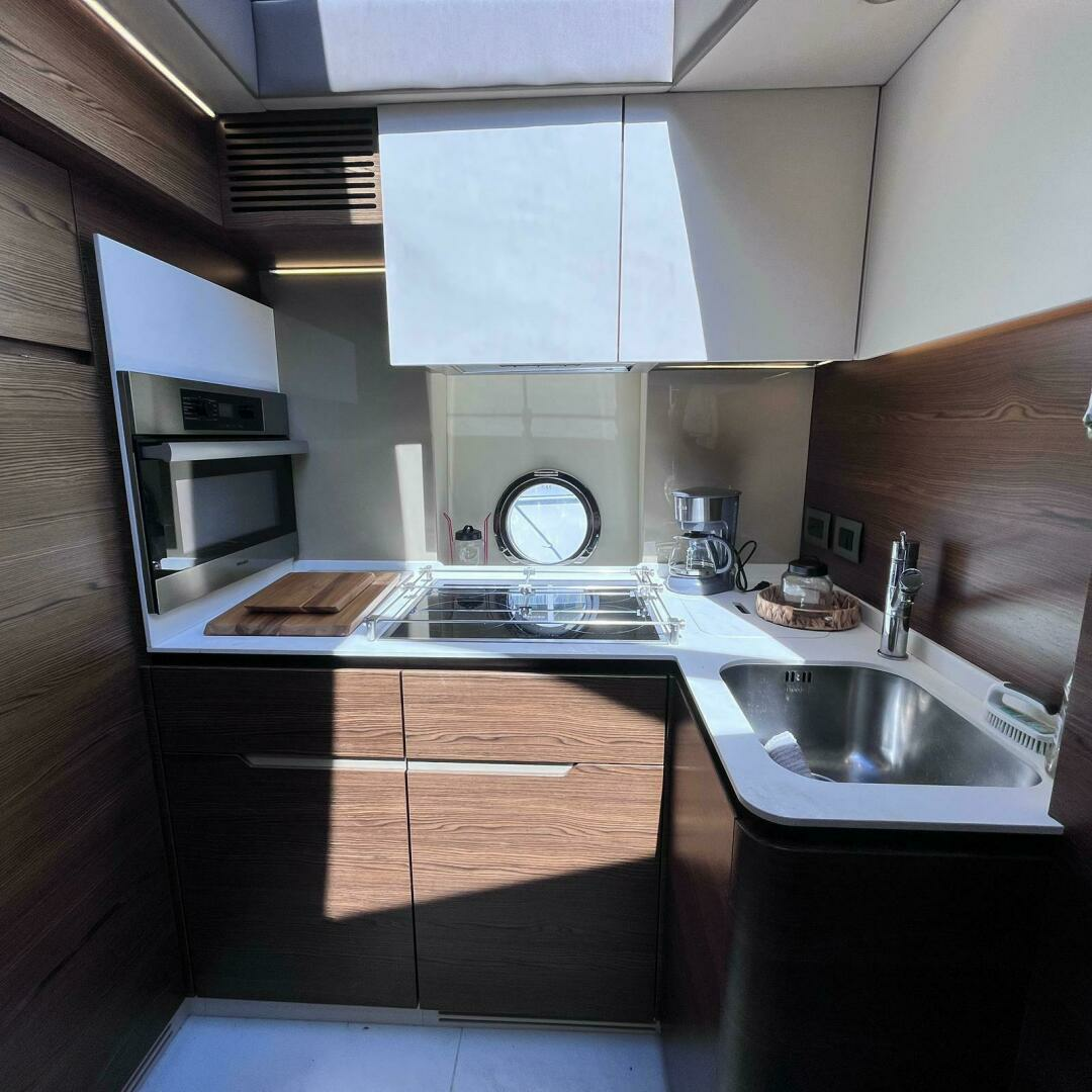 2015 Azimut 50 fly - Image 19