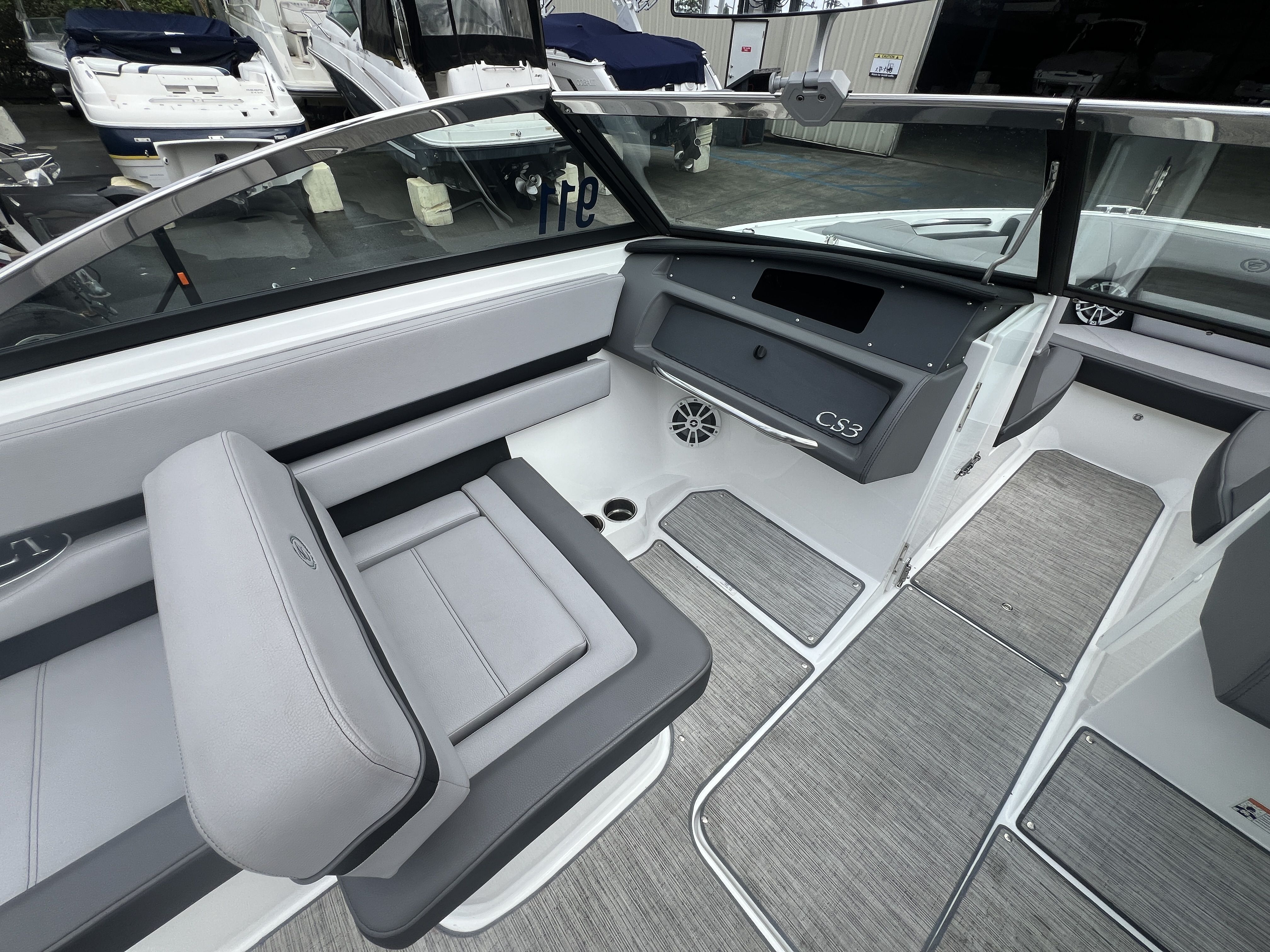 2023 Cobalt CS23 Surf - 14