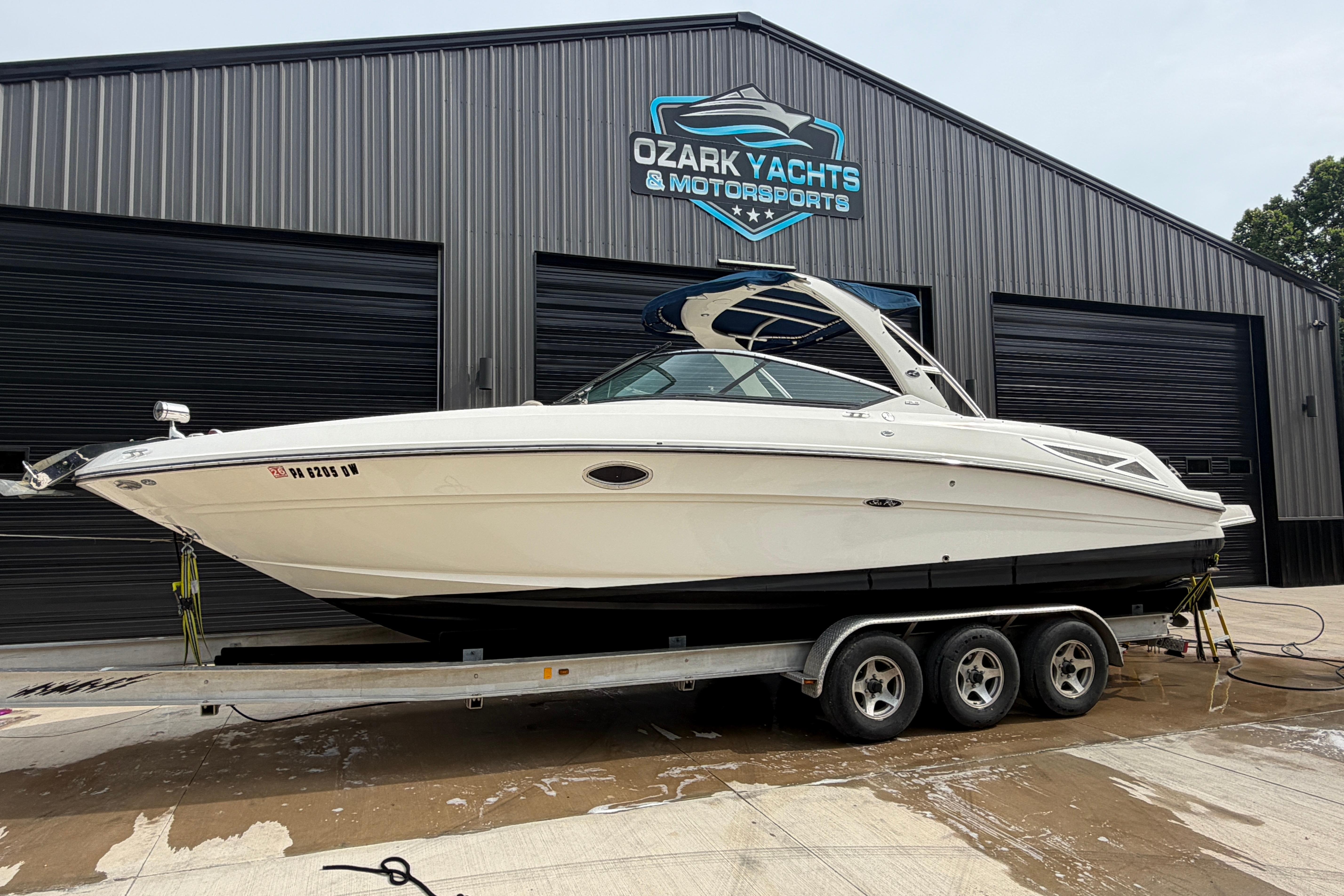 2013 Sea Ray 300 SLX