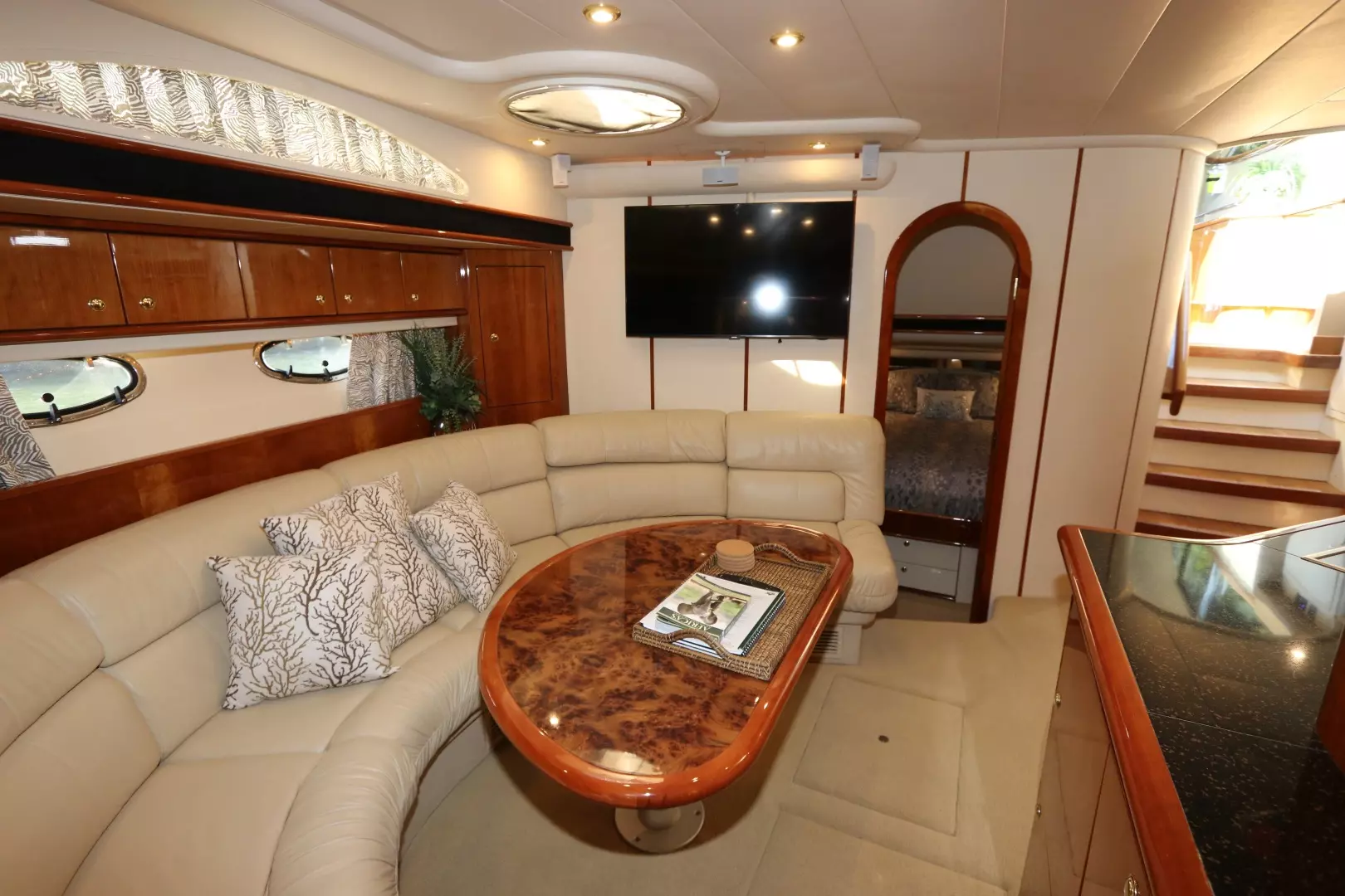2005 Neptunus 56 Express - Image 30