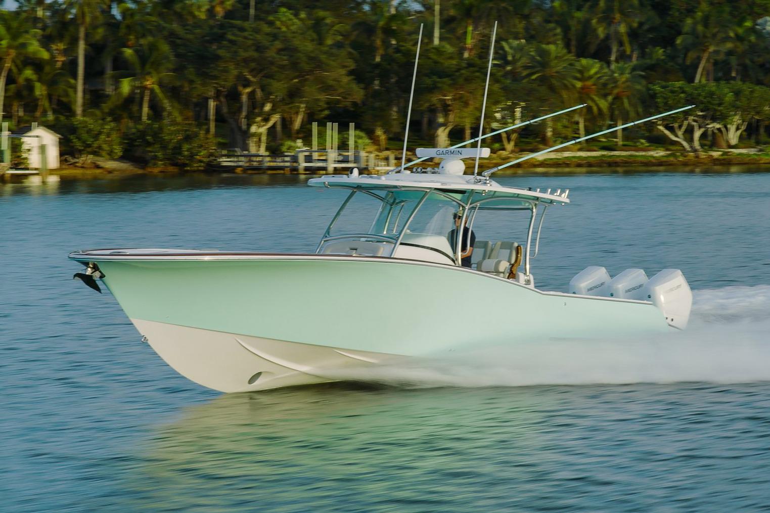 2026 Mag Bay 38 CC