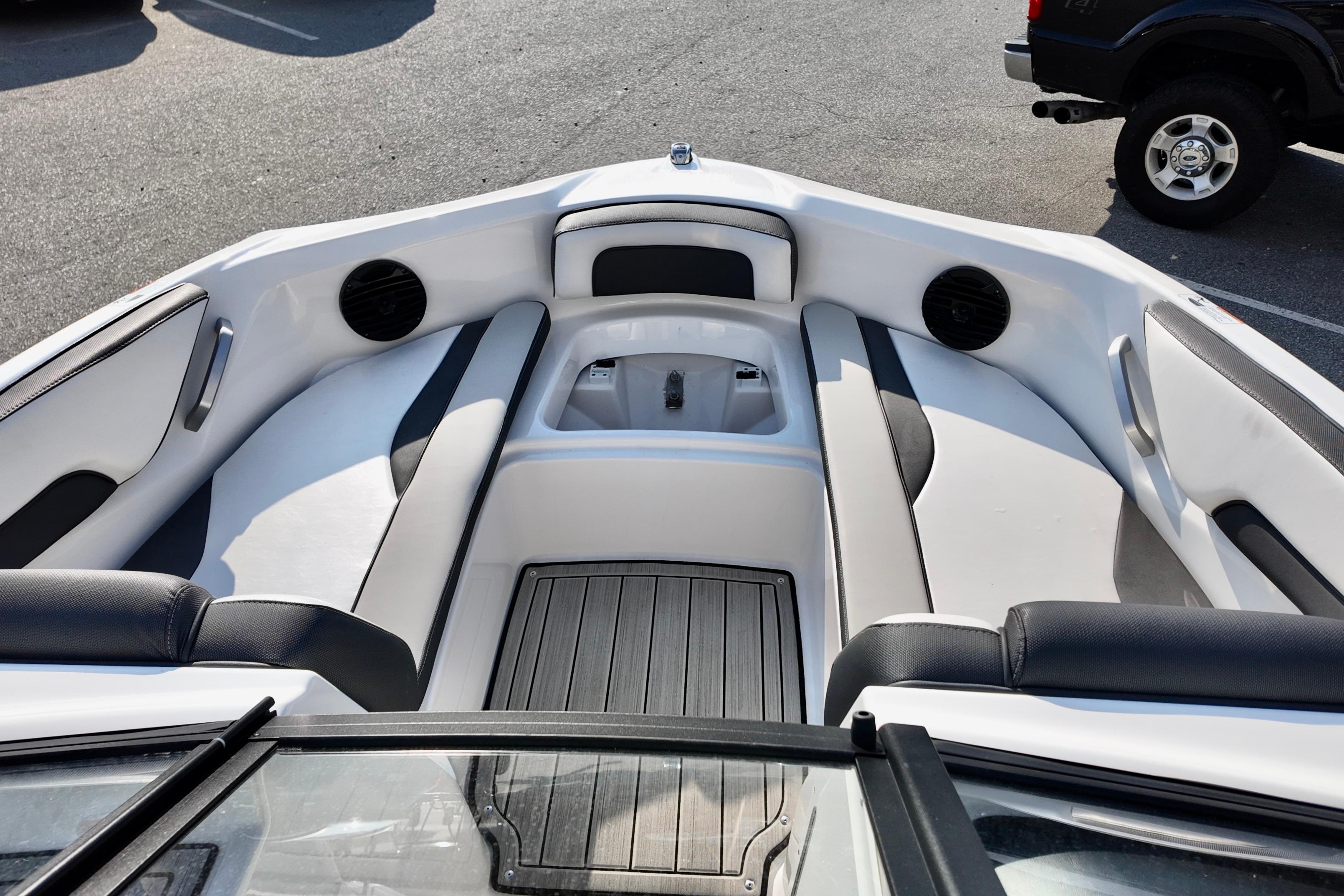 2023 Yamaha 195S boat interior with sleek seating and modern design.