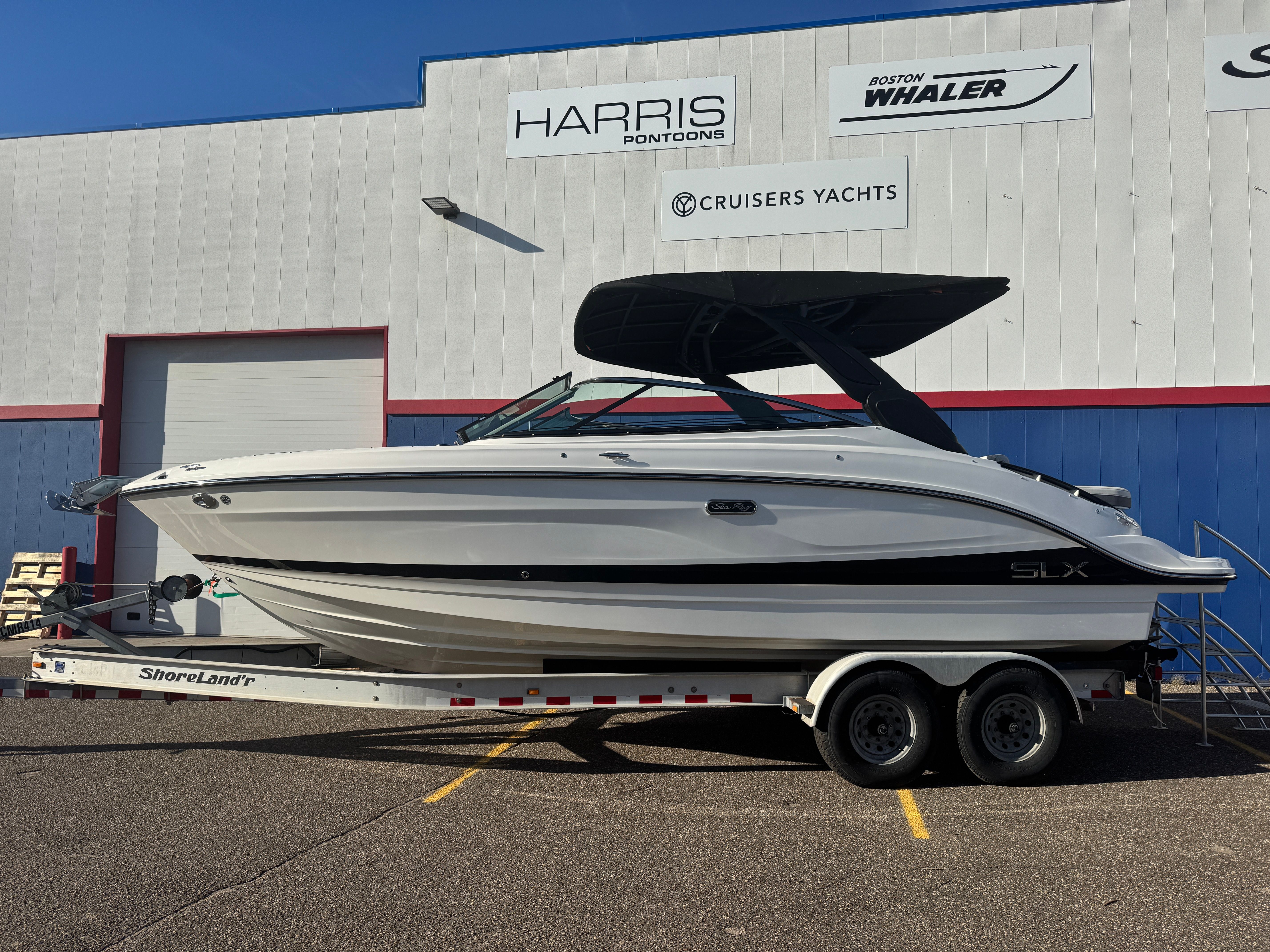2026 Sea Ray SLX 260