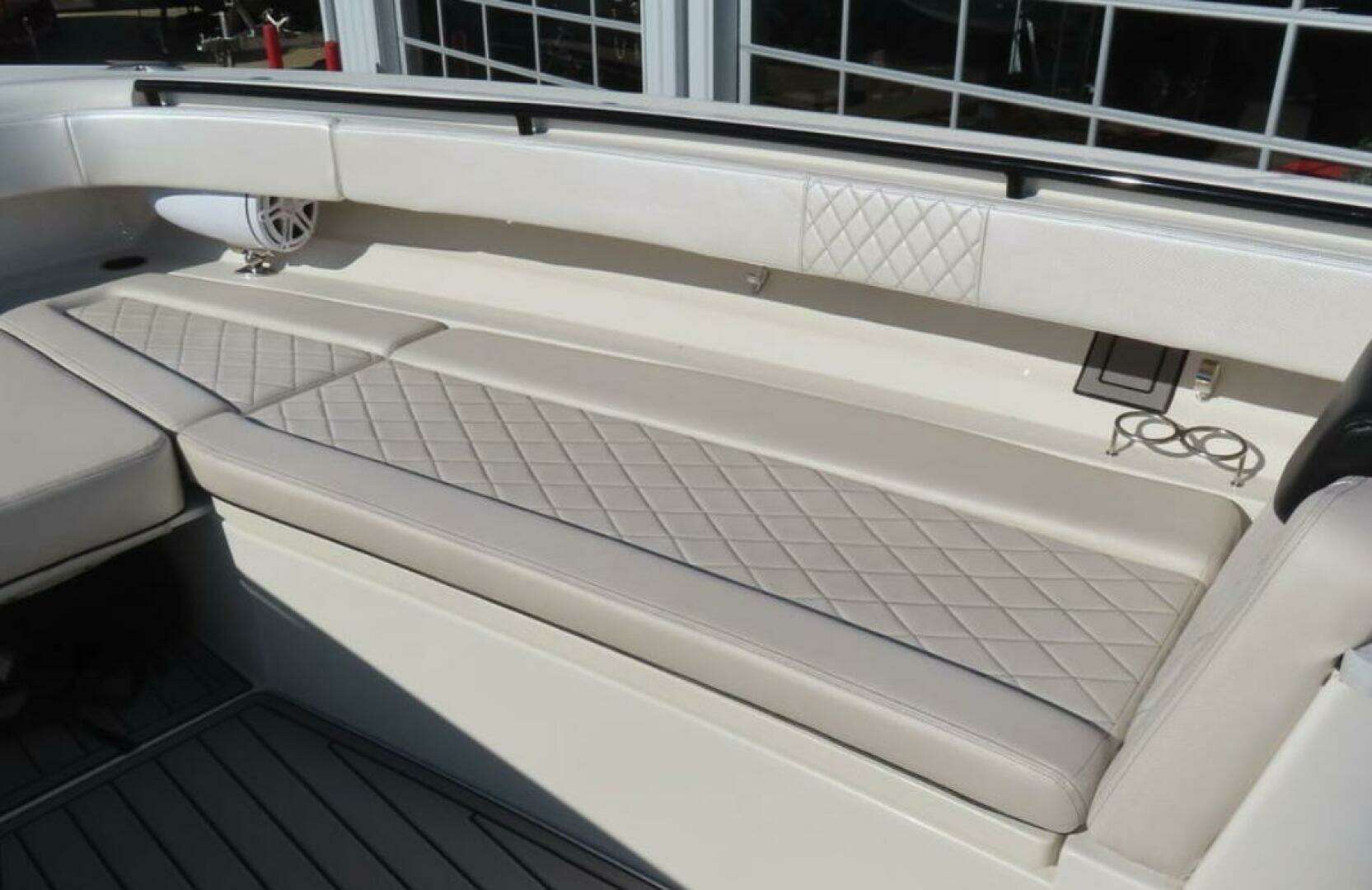 2018 HCB 53 Suenos - Image 51