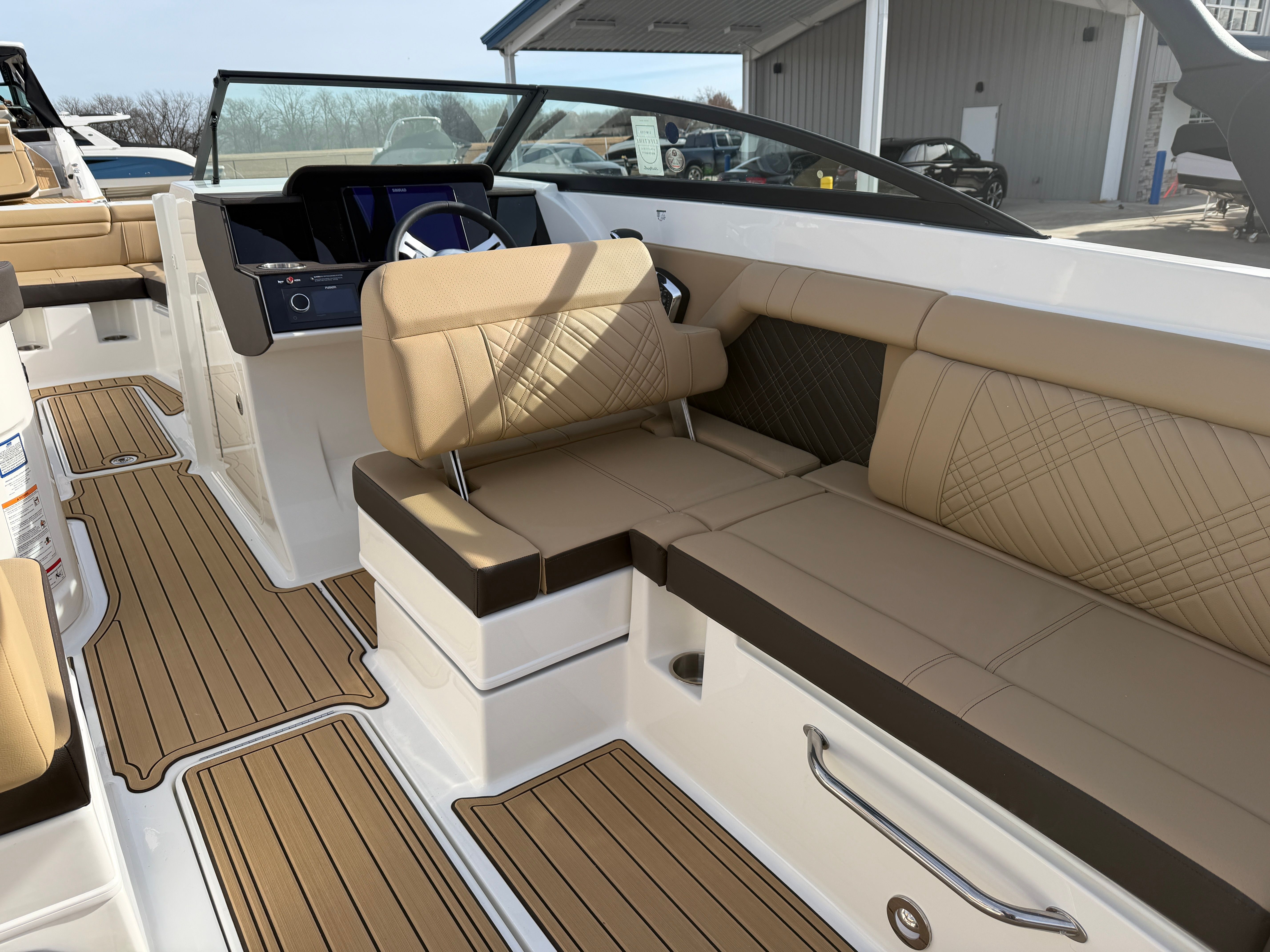 2026 Sea Ray SDX 290 - 24