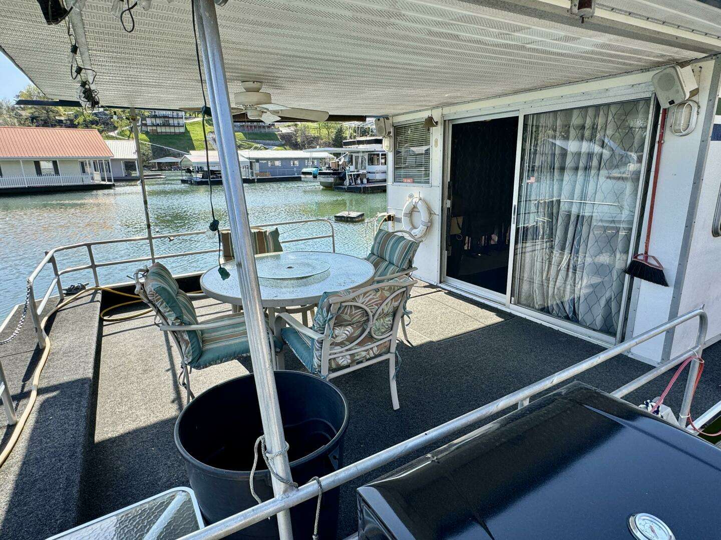 1977 Sumerset 14 x 58 Aluminum Hull Houseboat with Catwalks - Image 17