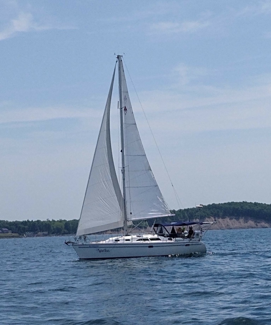 2004 Catalina Catalina 350 - Image 5