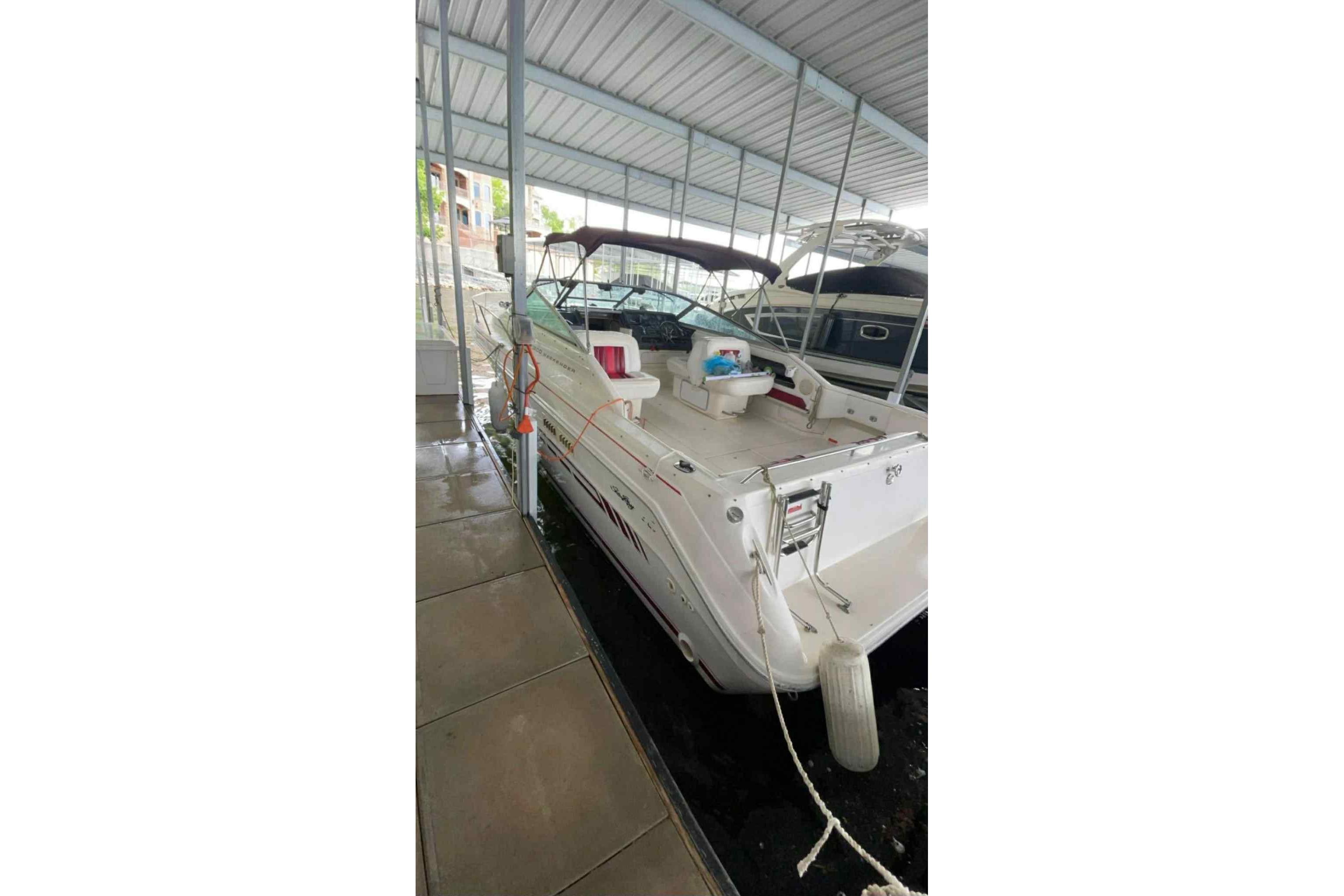 1992 Sea Ray 300 Weekender