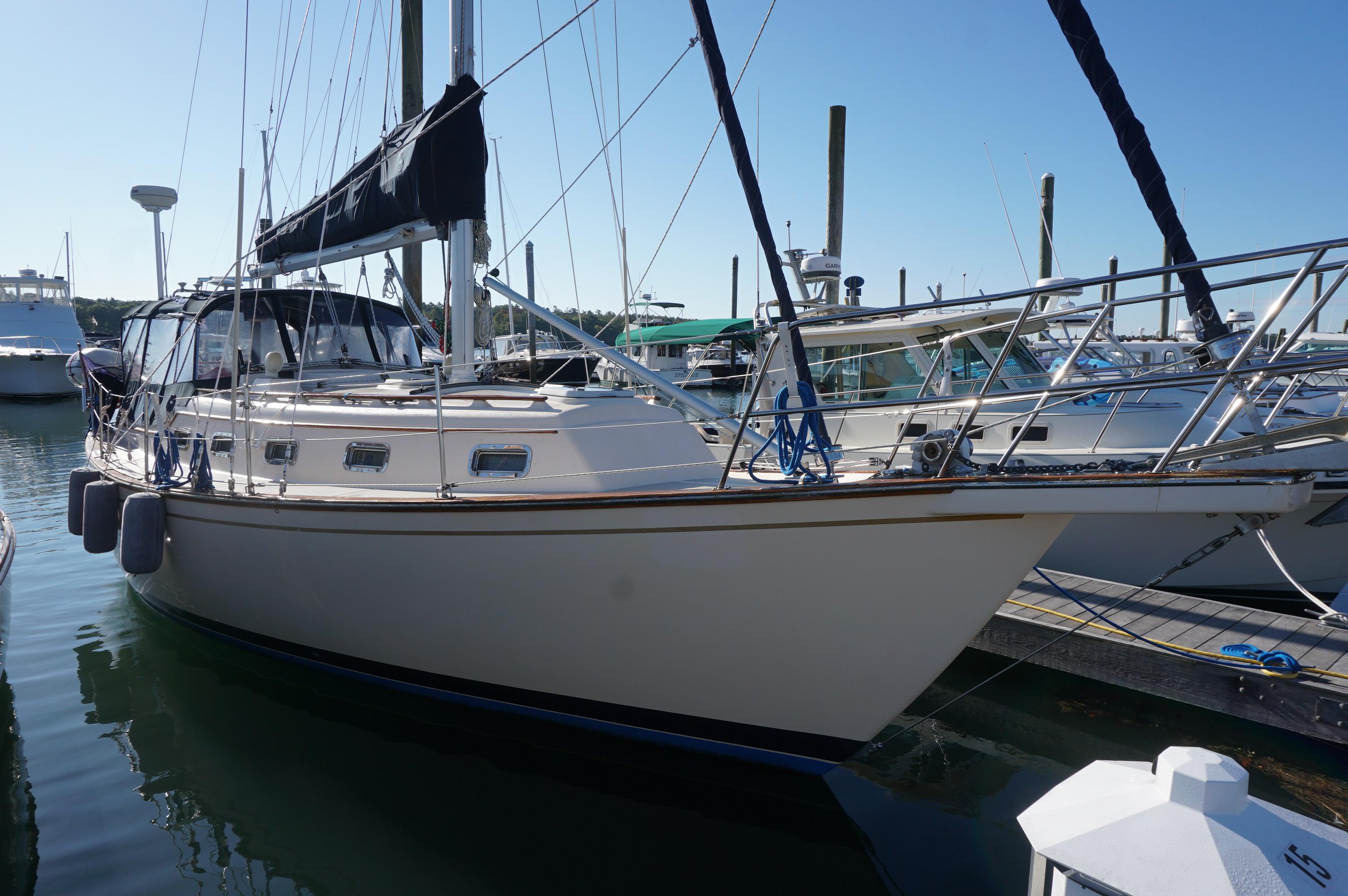 1994 Island Packet 32