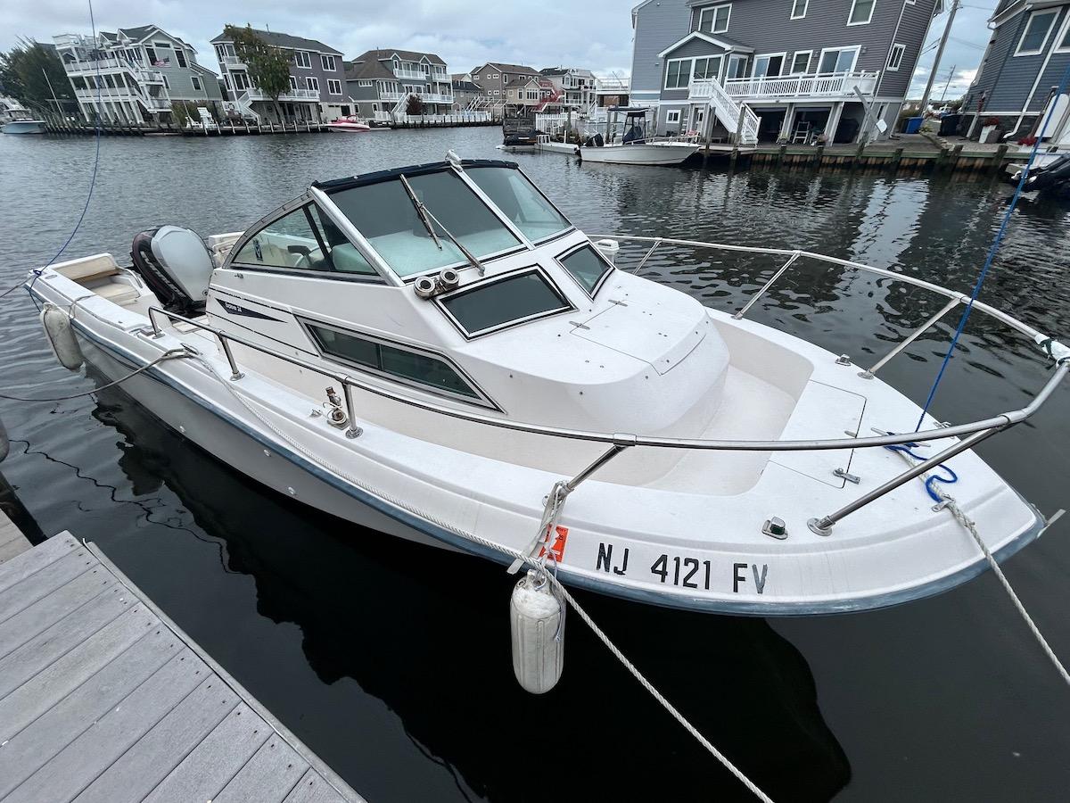 1993 Grady-White Explorer 244