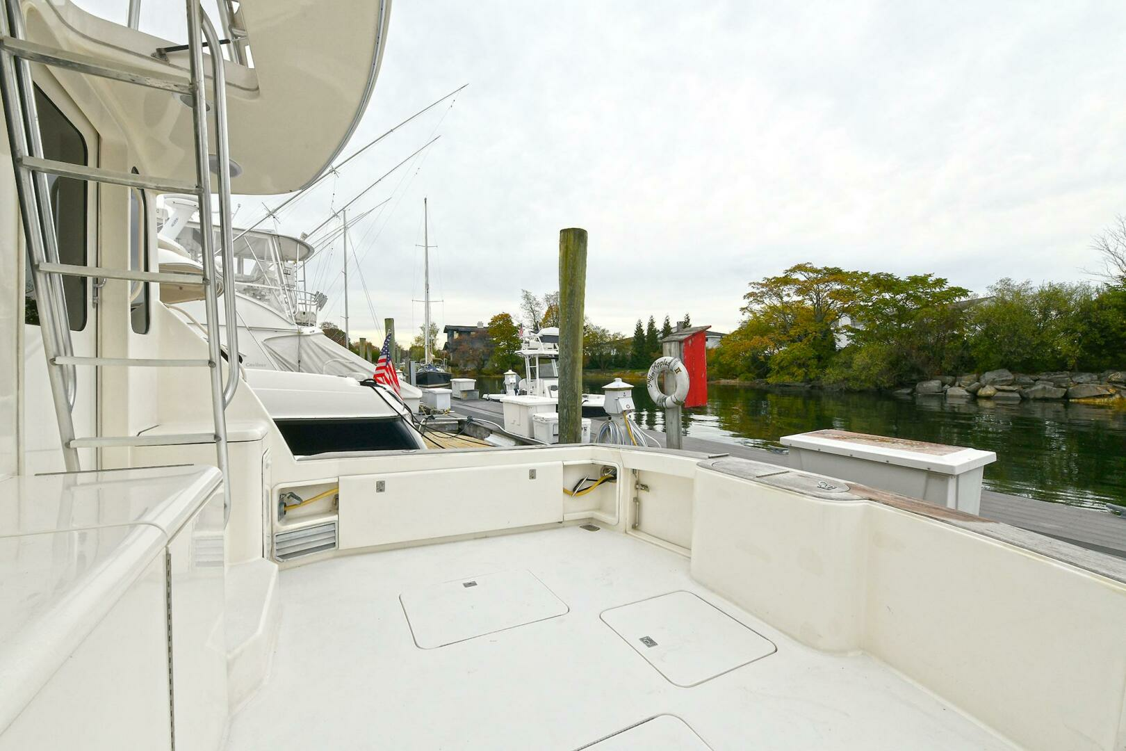 2001 Ocean Yachts 52 Super Sport - Image 17