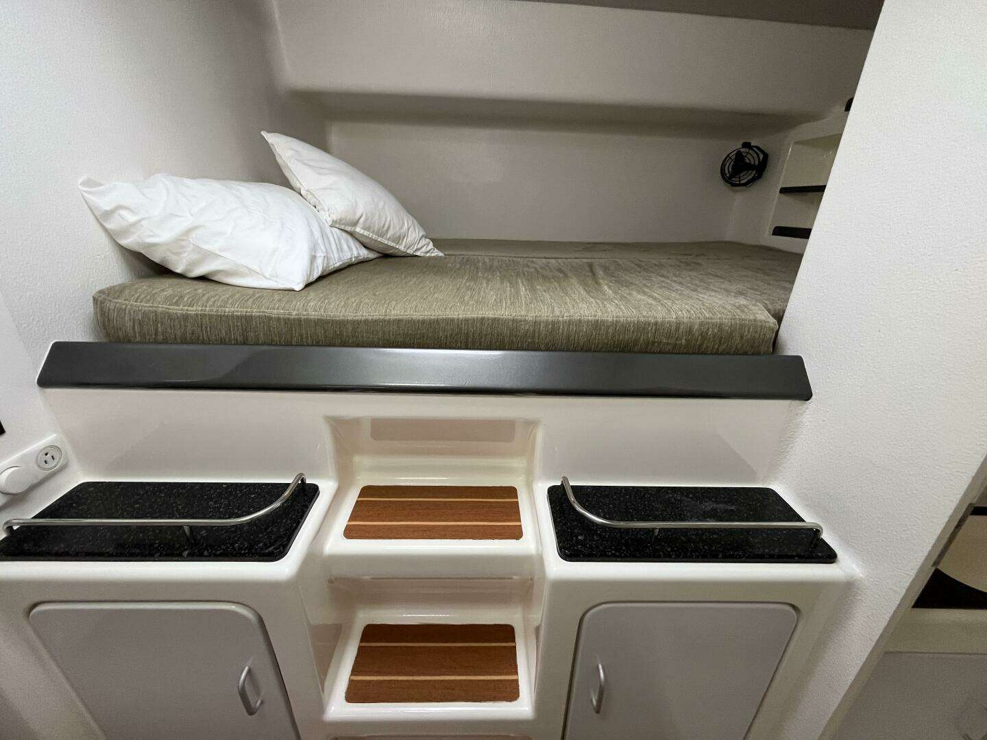 2013 Voyage Yachts 520 - Image 61