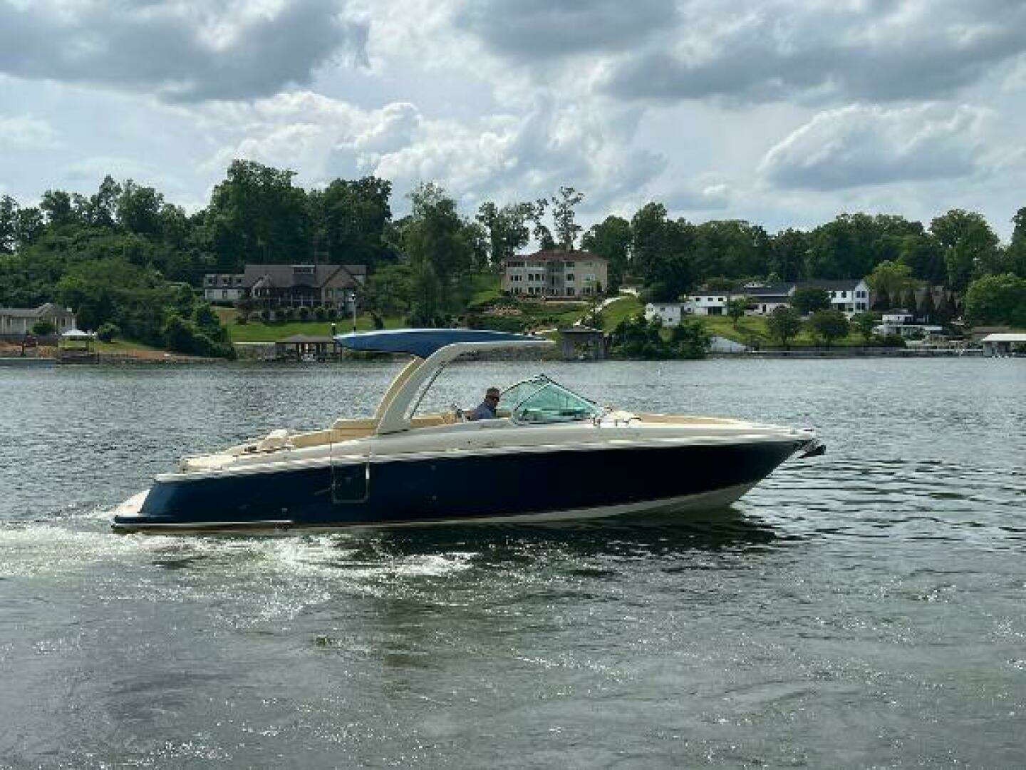 2020 Chris-Craft Launch 31 GT - Image 81