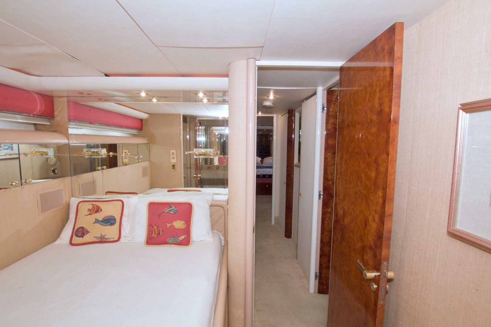 1998 Lazzara Yachts 76 Skylounge Grand Salon - Image 45