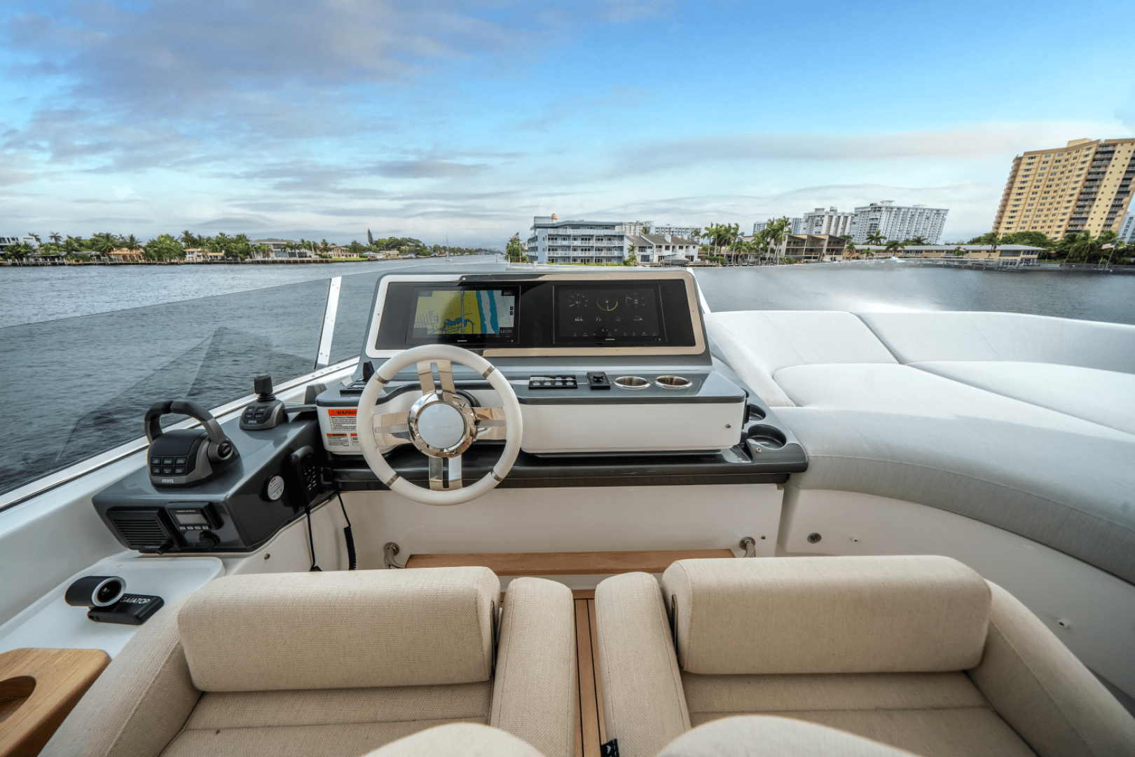 2026 Azimut Fly 78 - Image 24