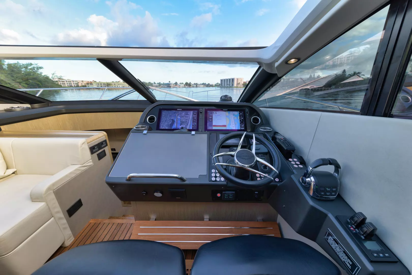 2017 Sunseeker Predator - Image 32