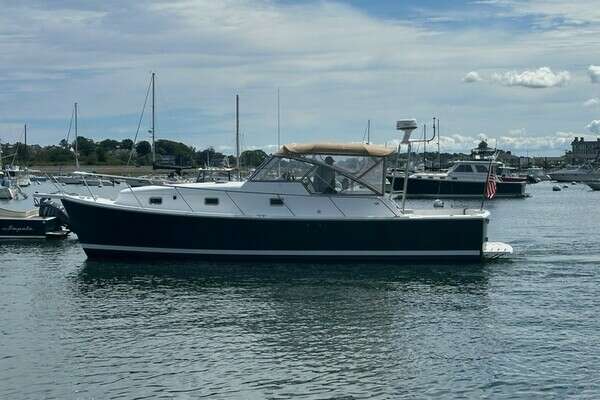 2002 Mainship Pilot 34