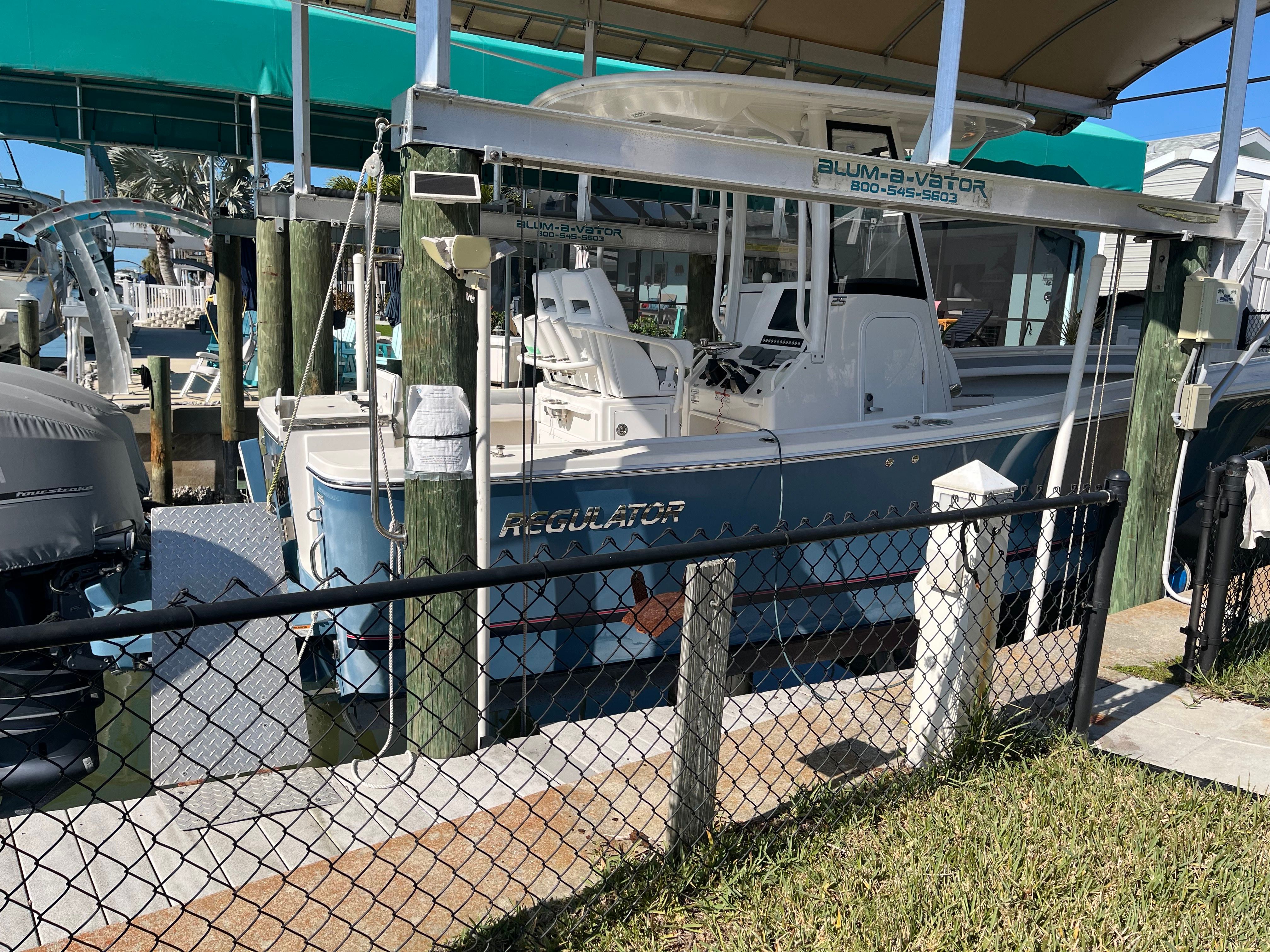 2020 Regulator Center Console - 5