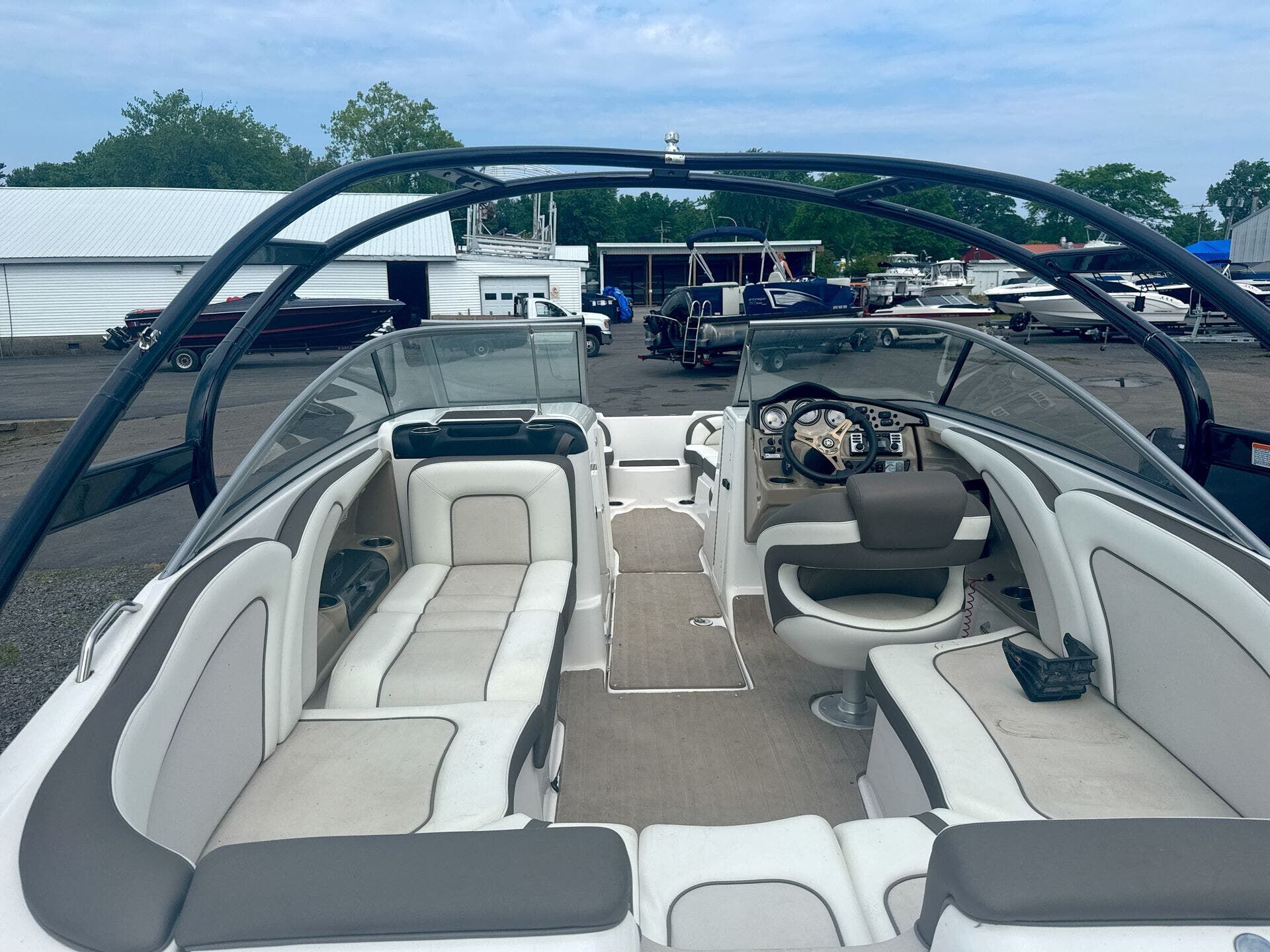 2013 Yamaha Boats 242 Limited S